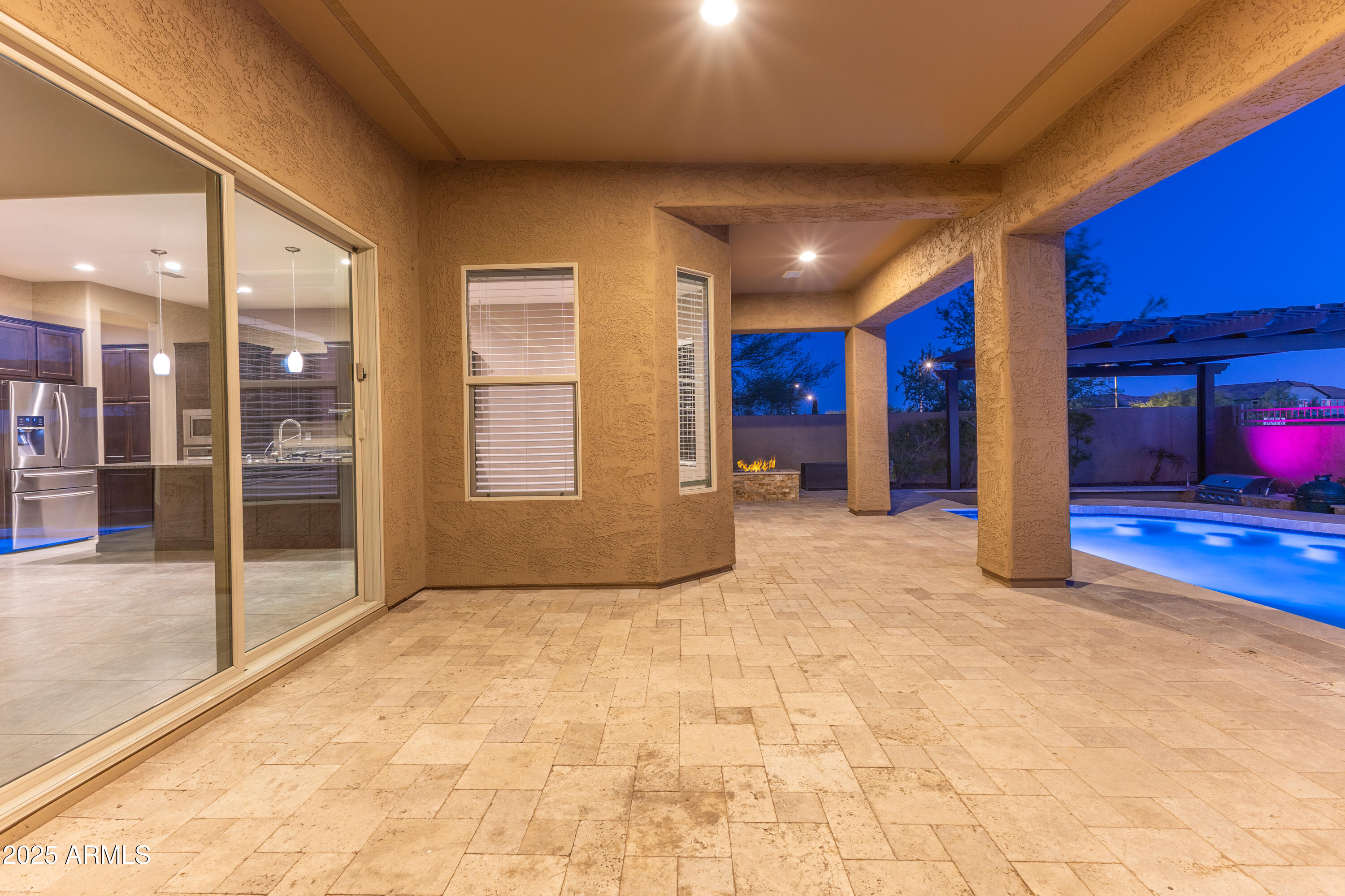 1535 W QUAIL TRACK Drive