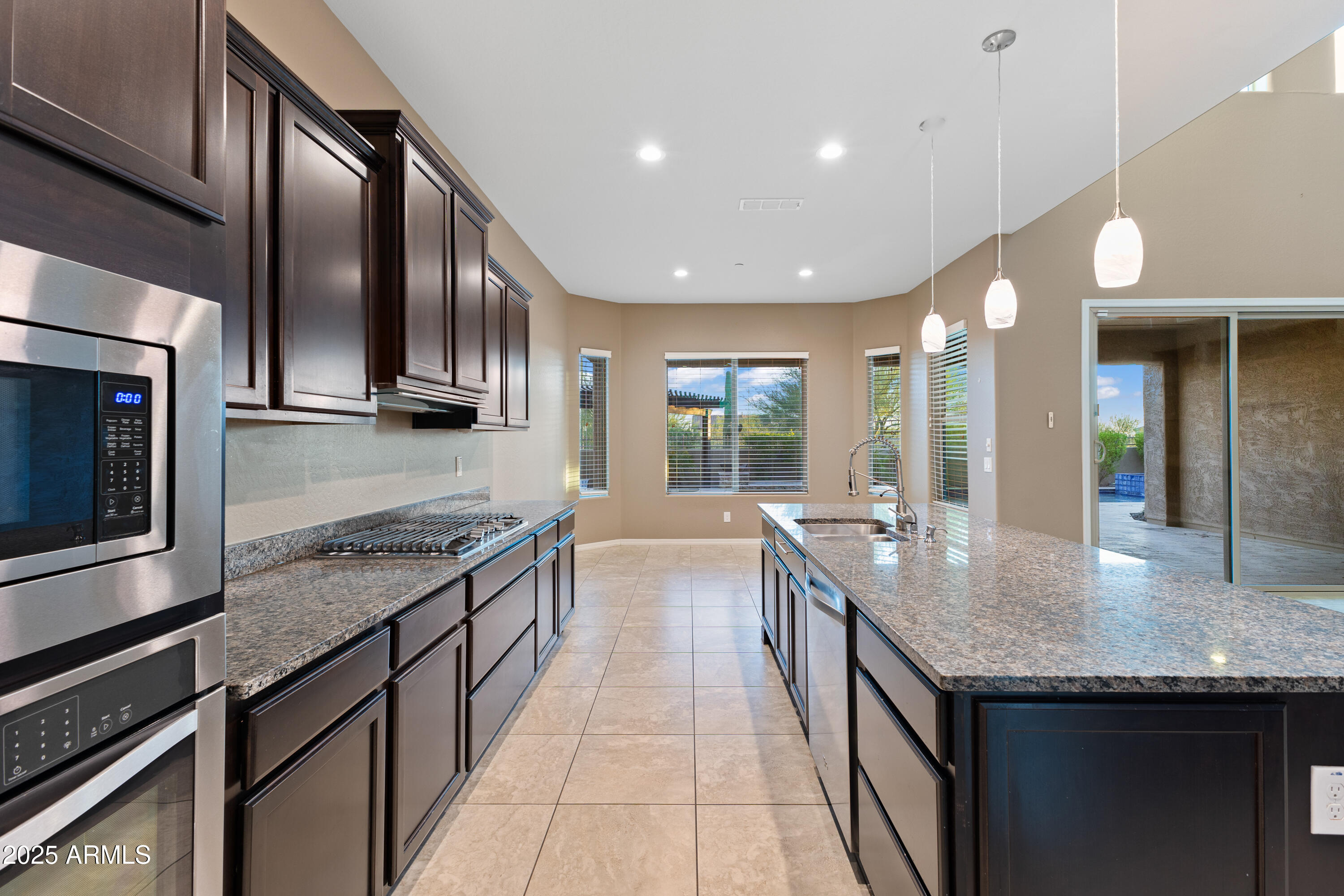1535 W QUAIL TRACK Drive