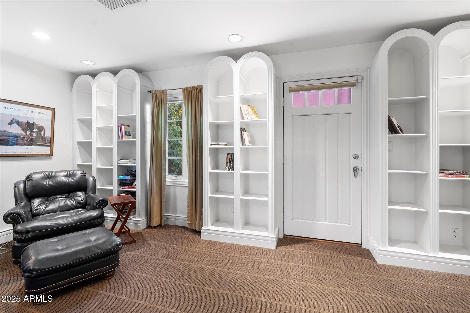 1614 PALMCROFT Drive SW