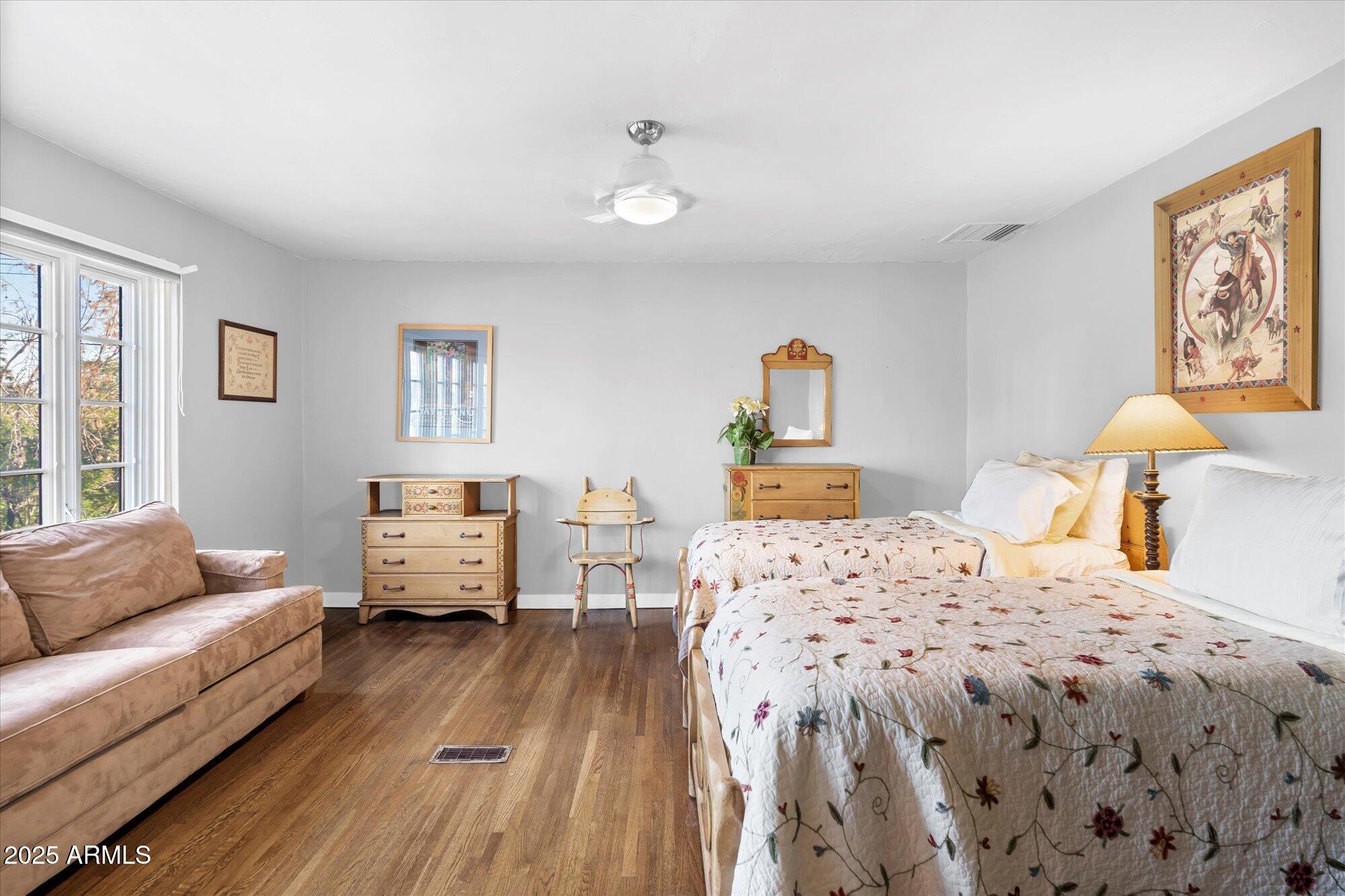 1614 PALMCROFT Drive SW