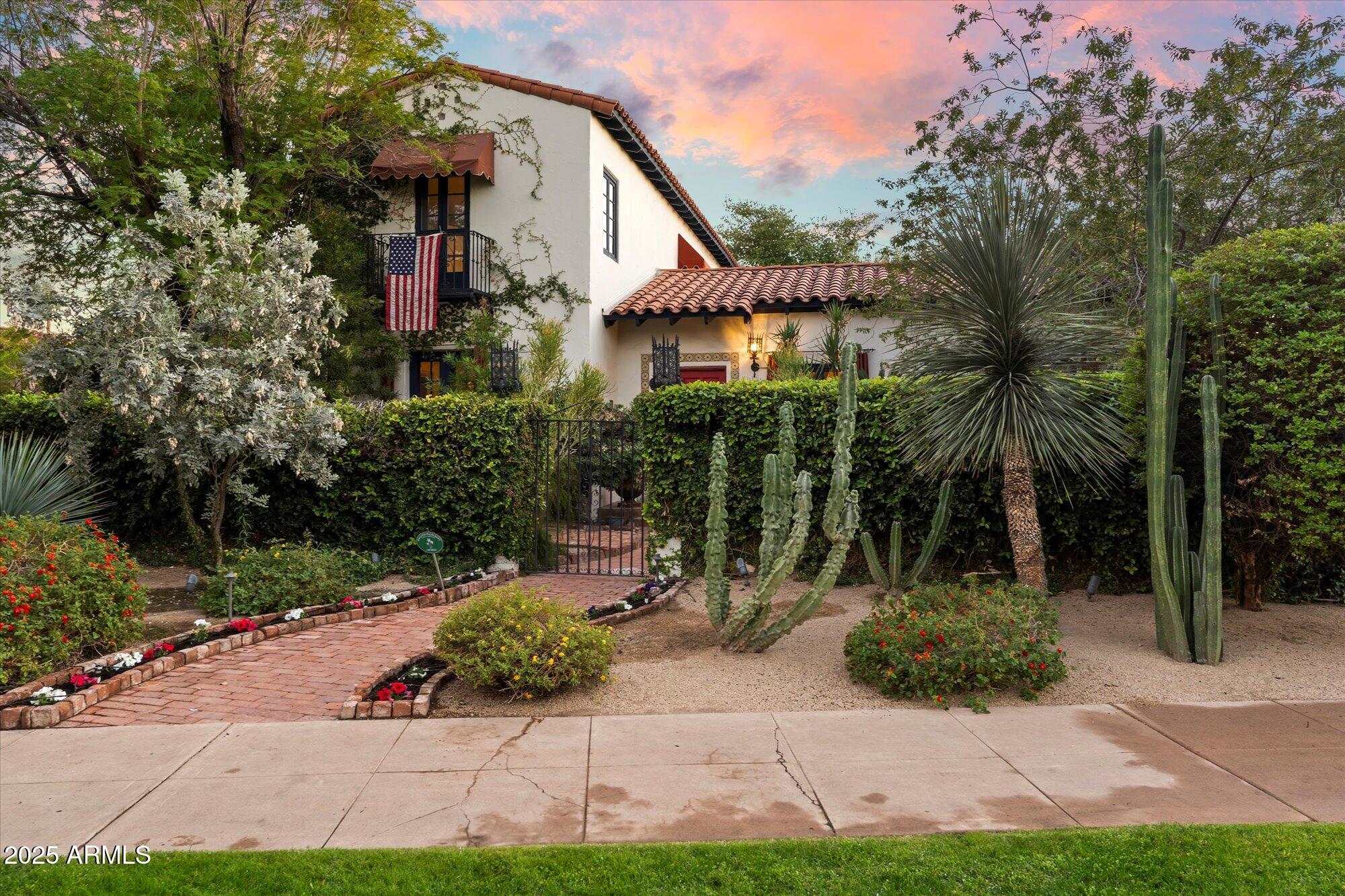 1614 PALMCROFT Drive SW