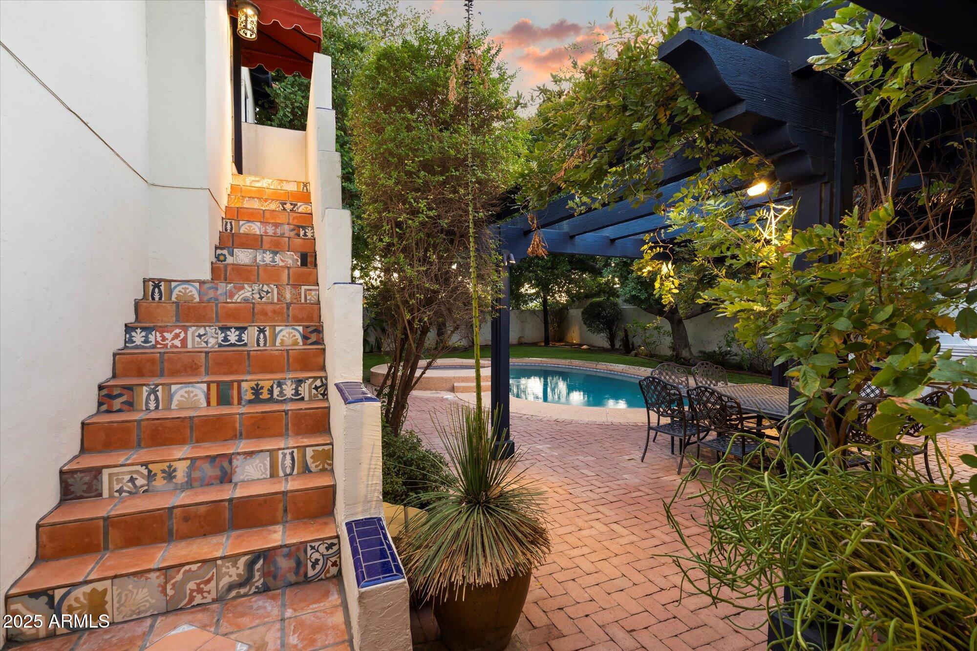 1614 PALMCROFT Drive SW