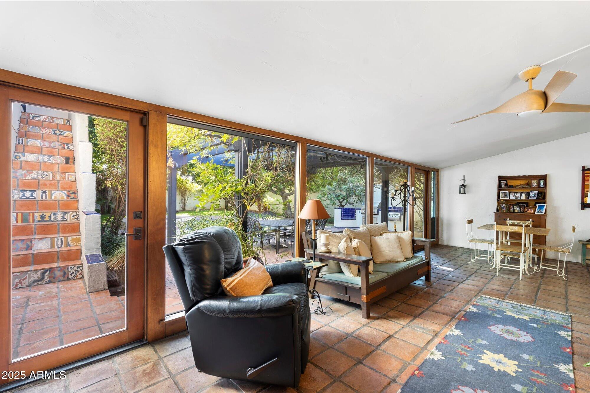 1614 PALMCROFT Drive SW