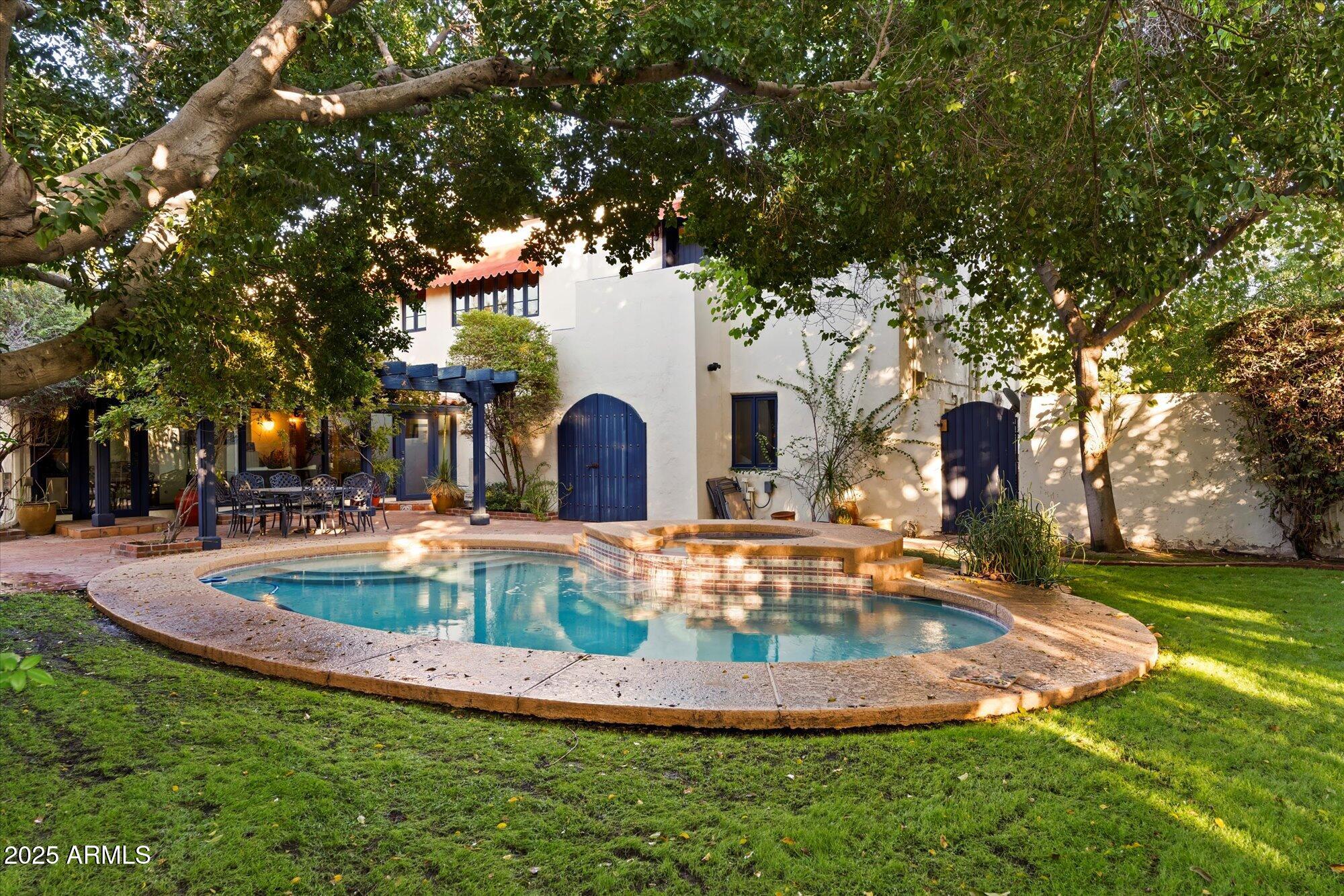 1614 PALMCROFT Drive SW