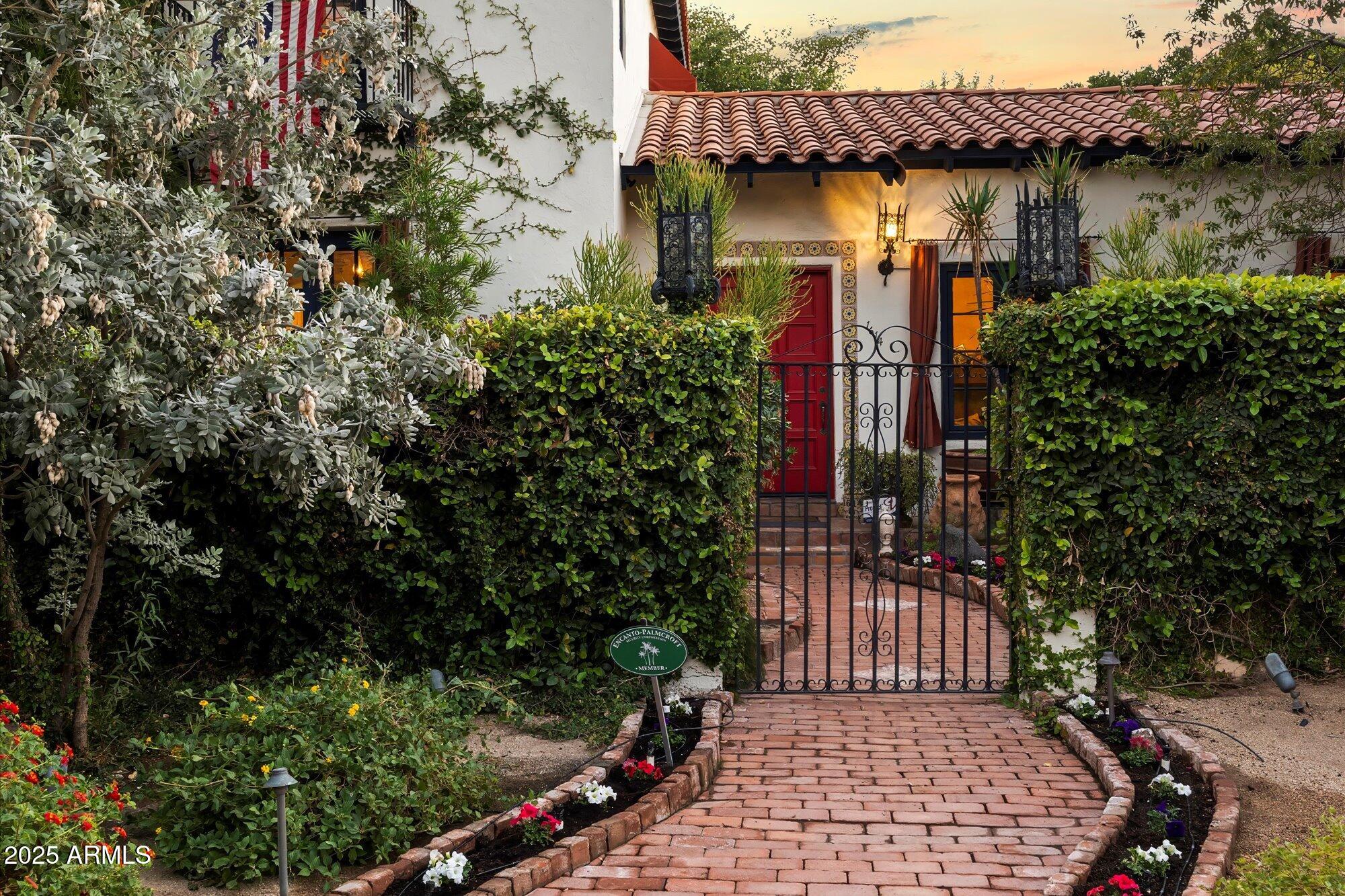 1614 PALMCROFT Drive SW