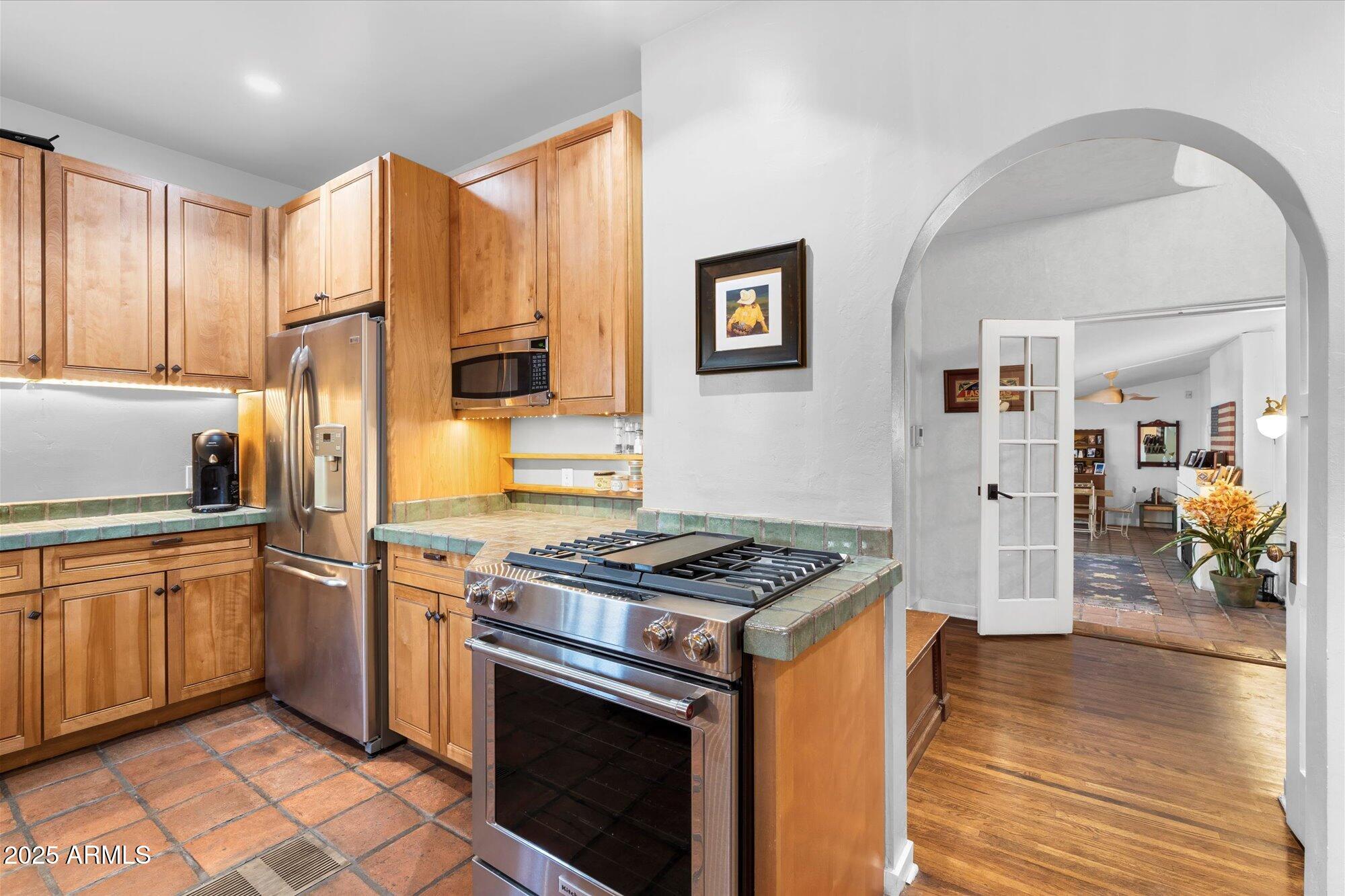 1614 PALMCROFT Drive SW