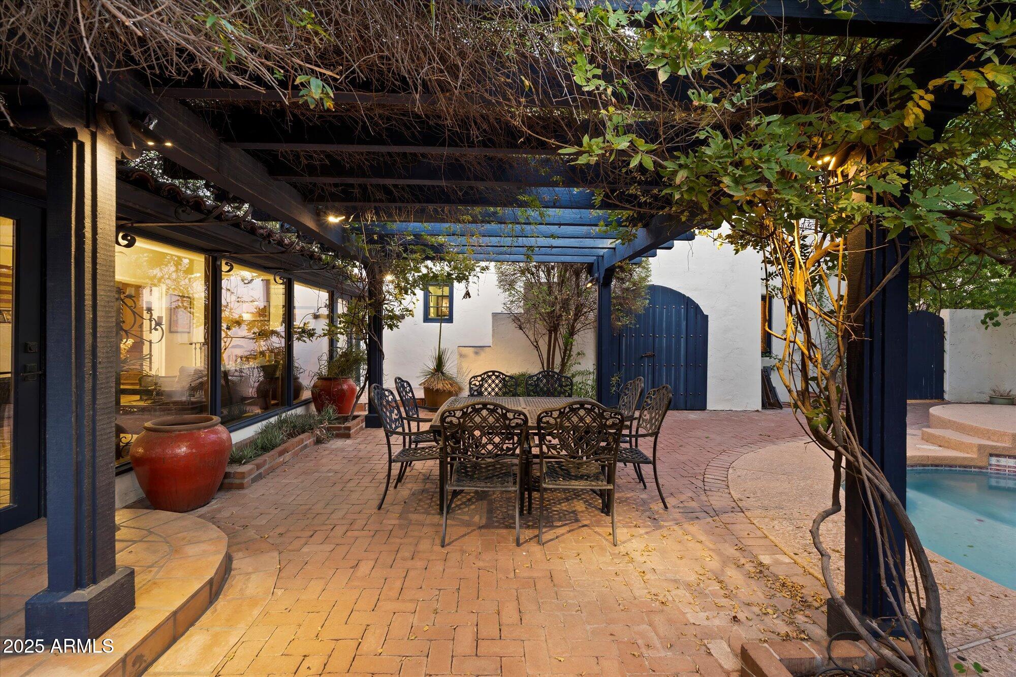 1614 PALMCROFT Drive SW