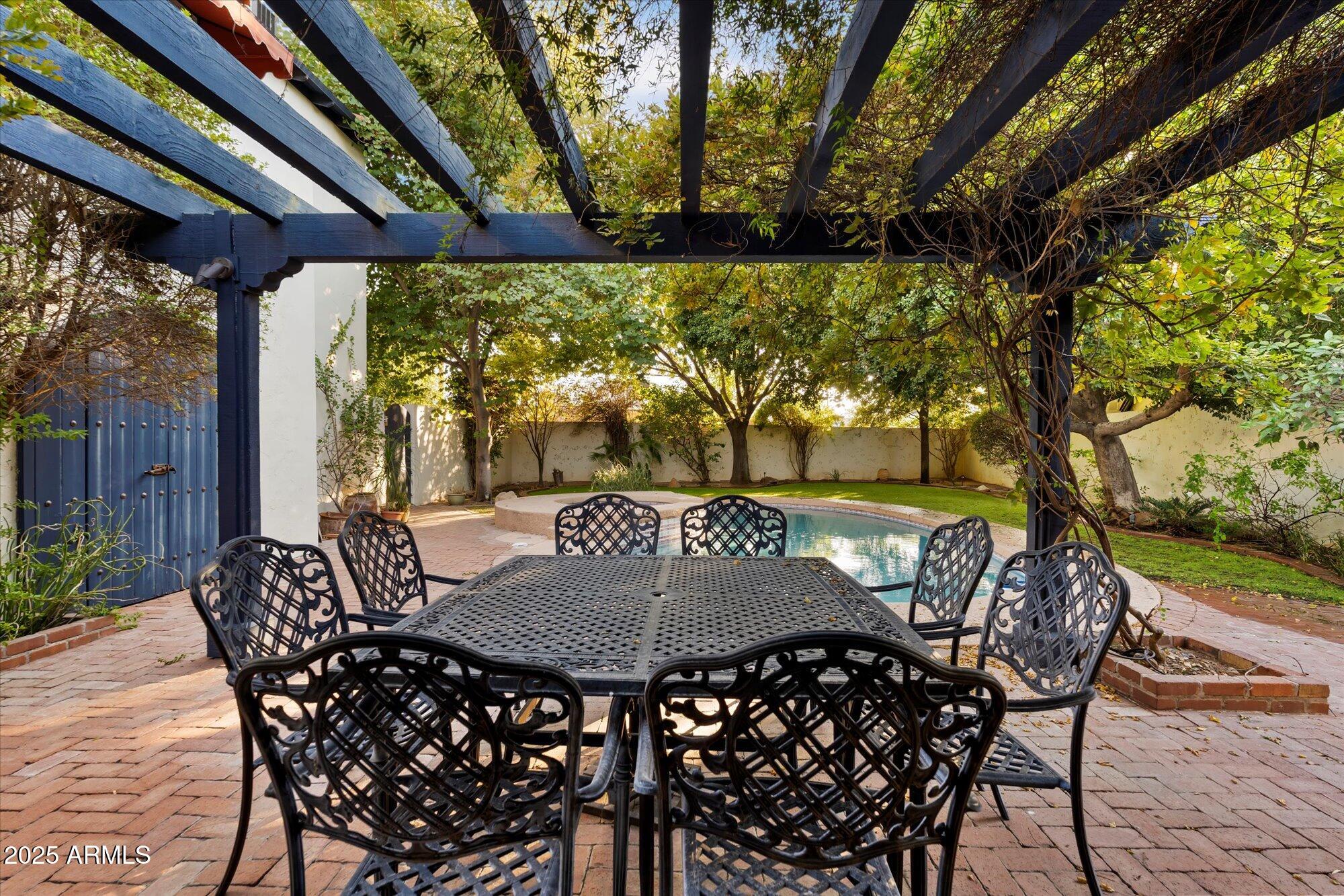 1614 PALMCROFT Drive SW