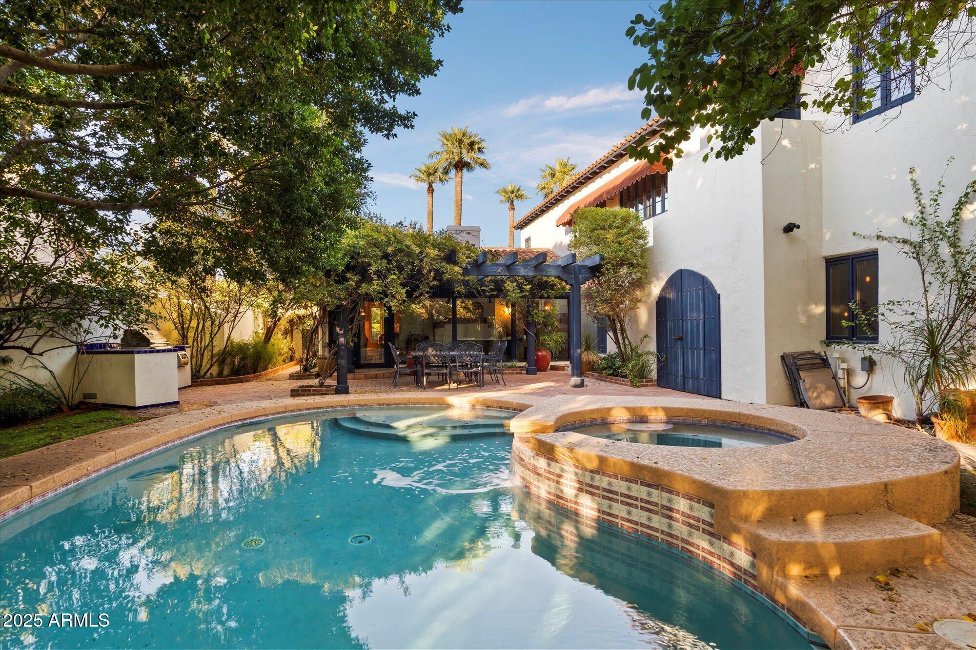 1614 PALMCROFT Drive SW