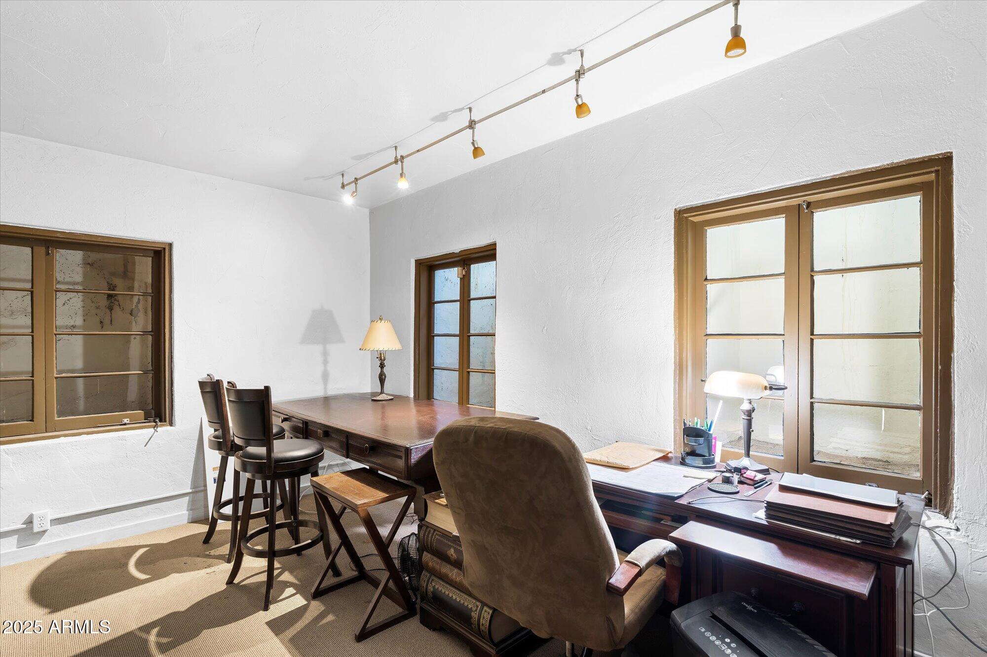 1614 PALMCROFT Drive SW