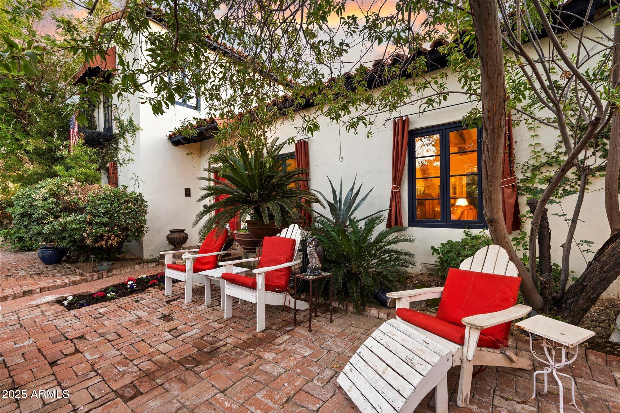 1614 PALMCROFT Drive SW