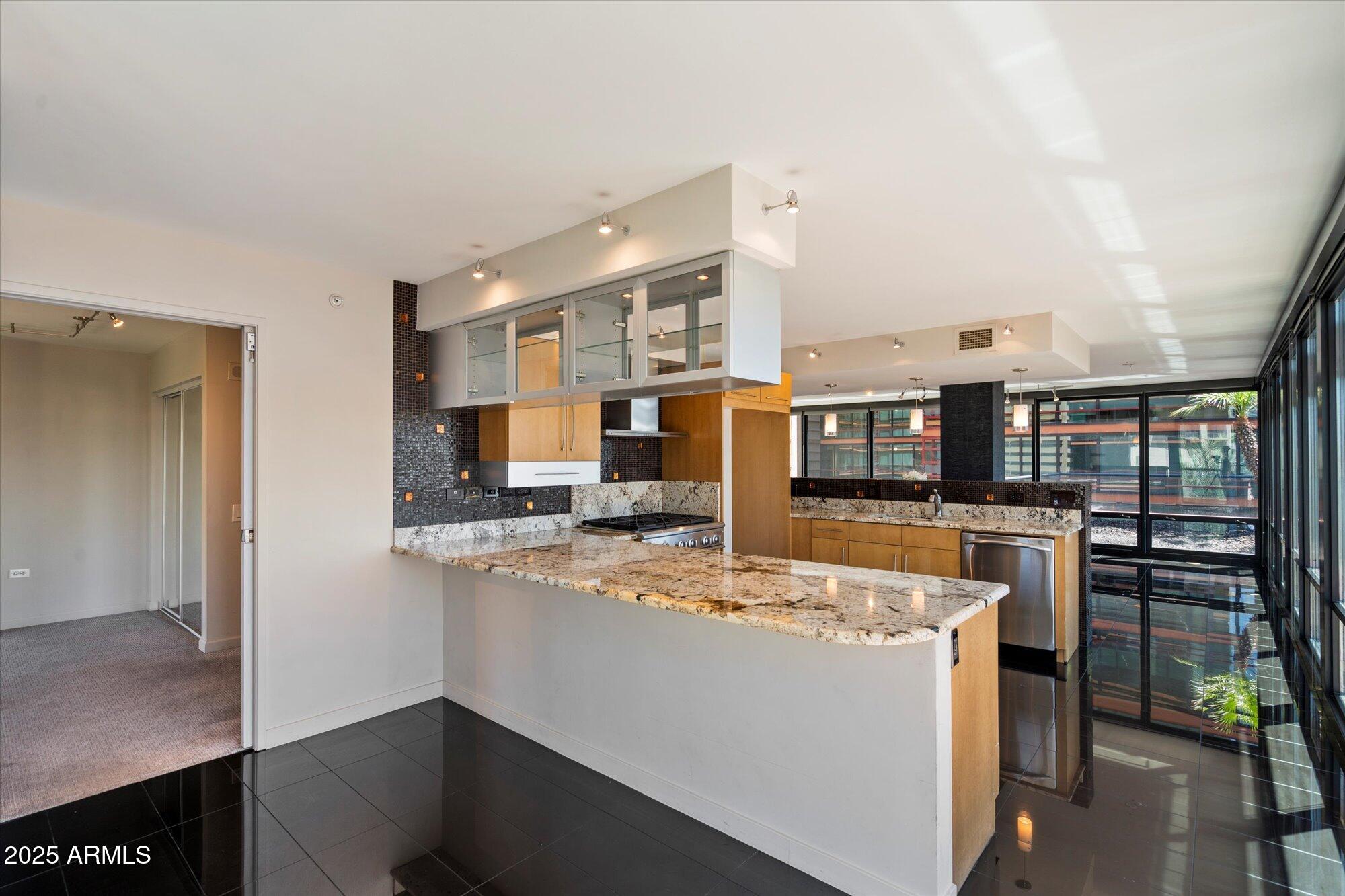 4808 N 24TH Street, 627