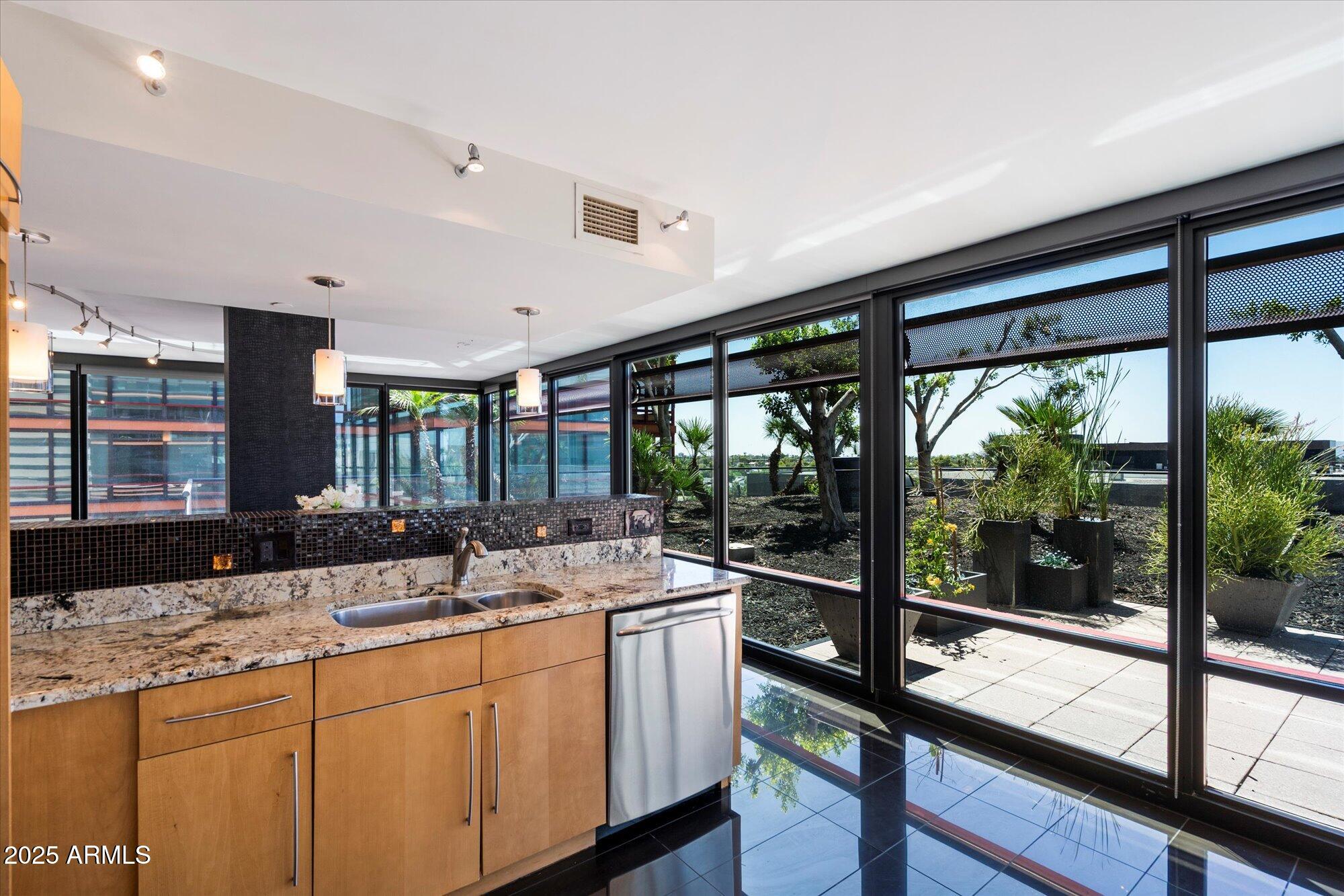 4808 N 24TH Street, 627