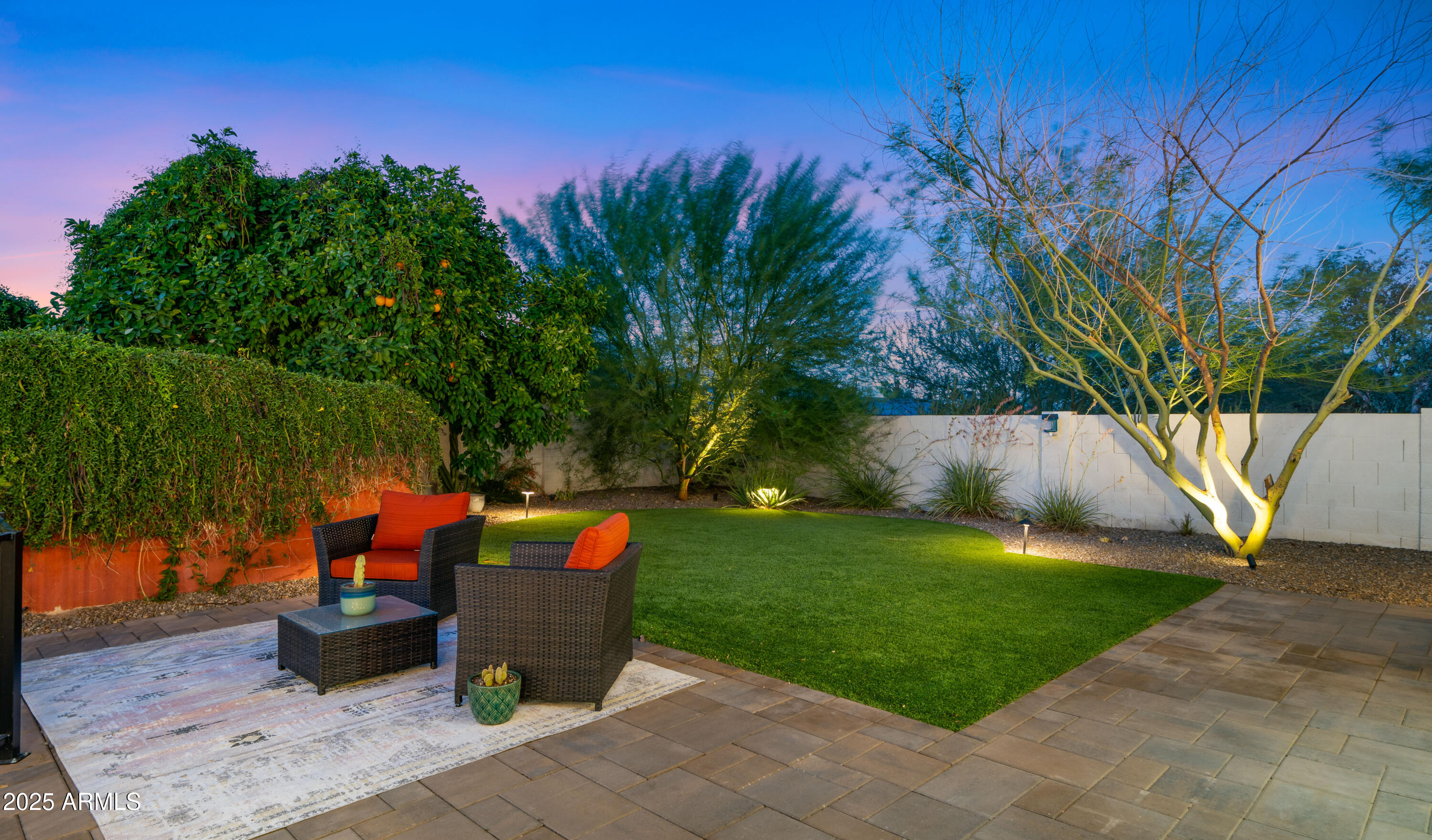 2250 E SAHUARO Drive