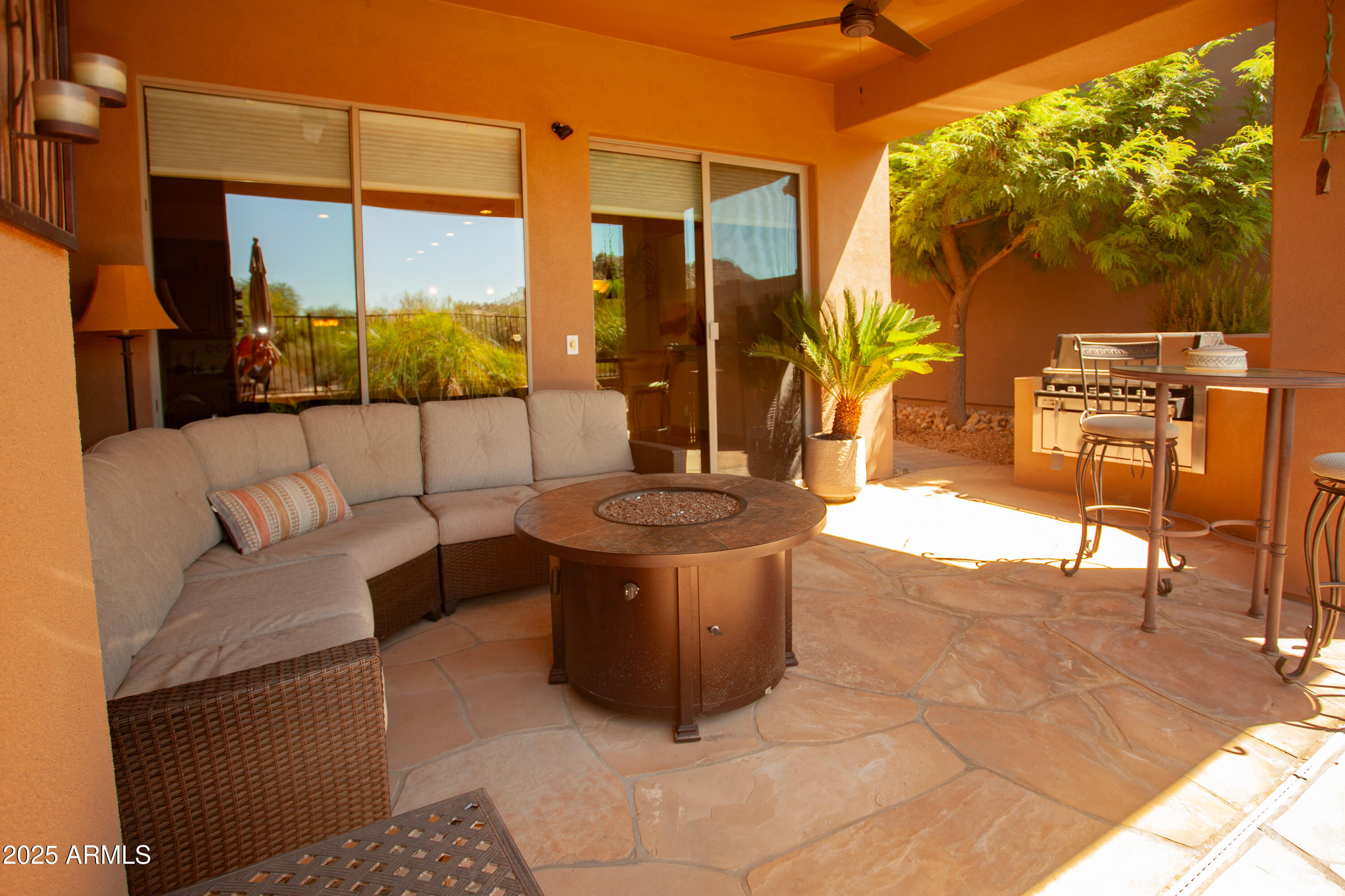 7347 E EVENING GLOW Drive