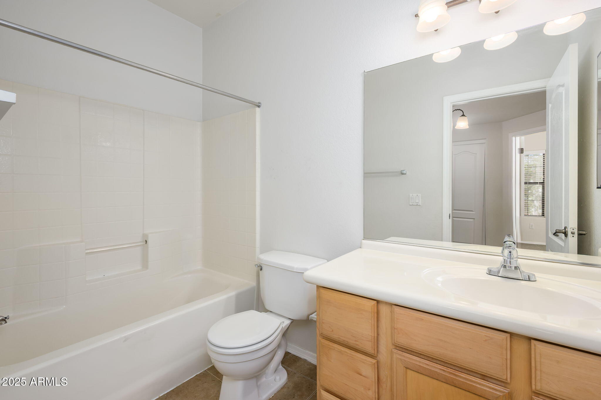 3150 E BEARDSLEY Road, 1072