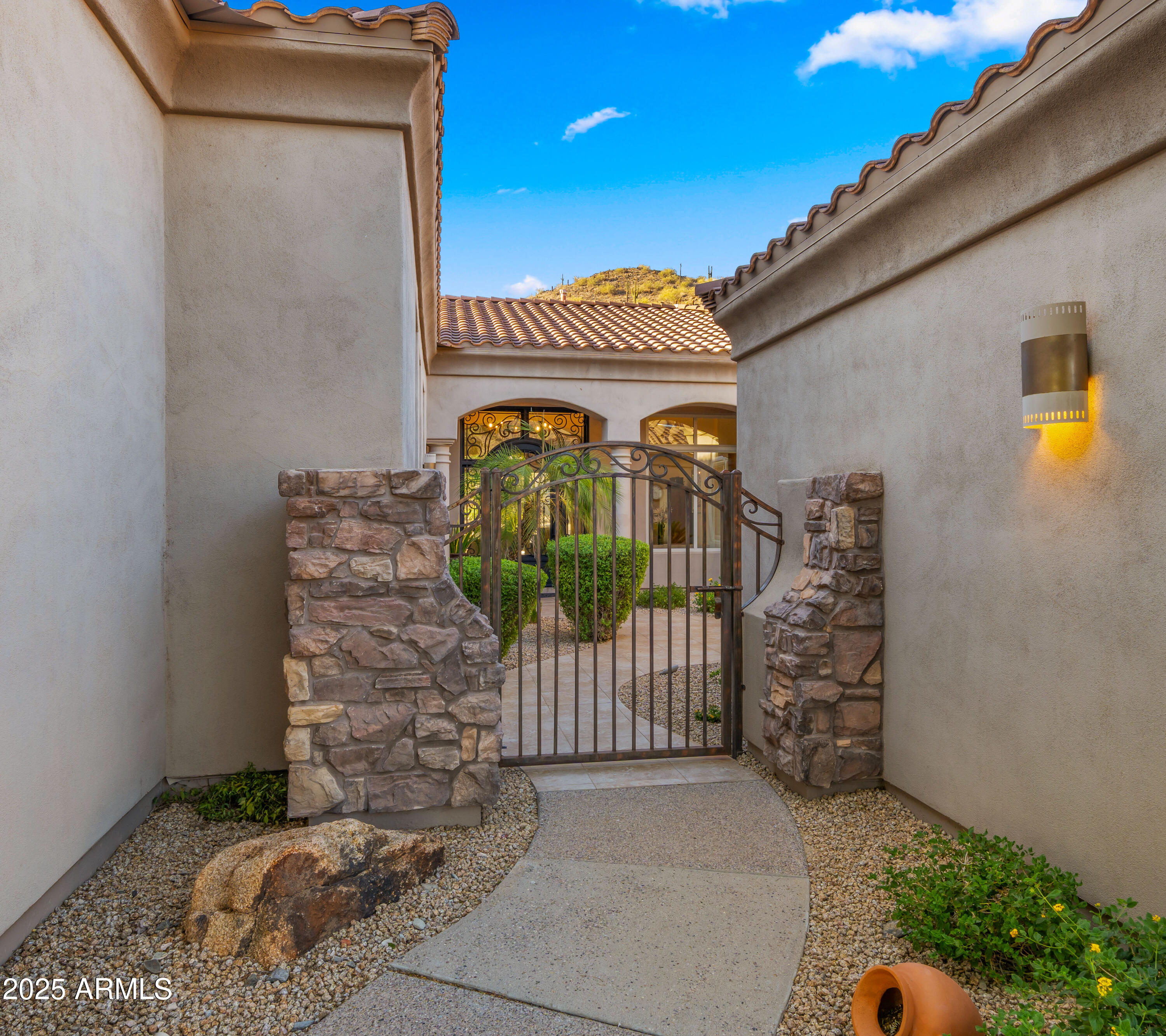 11540 E CARIBBEAN Lane