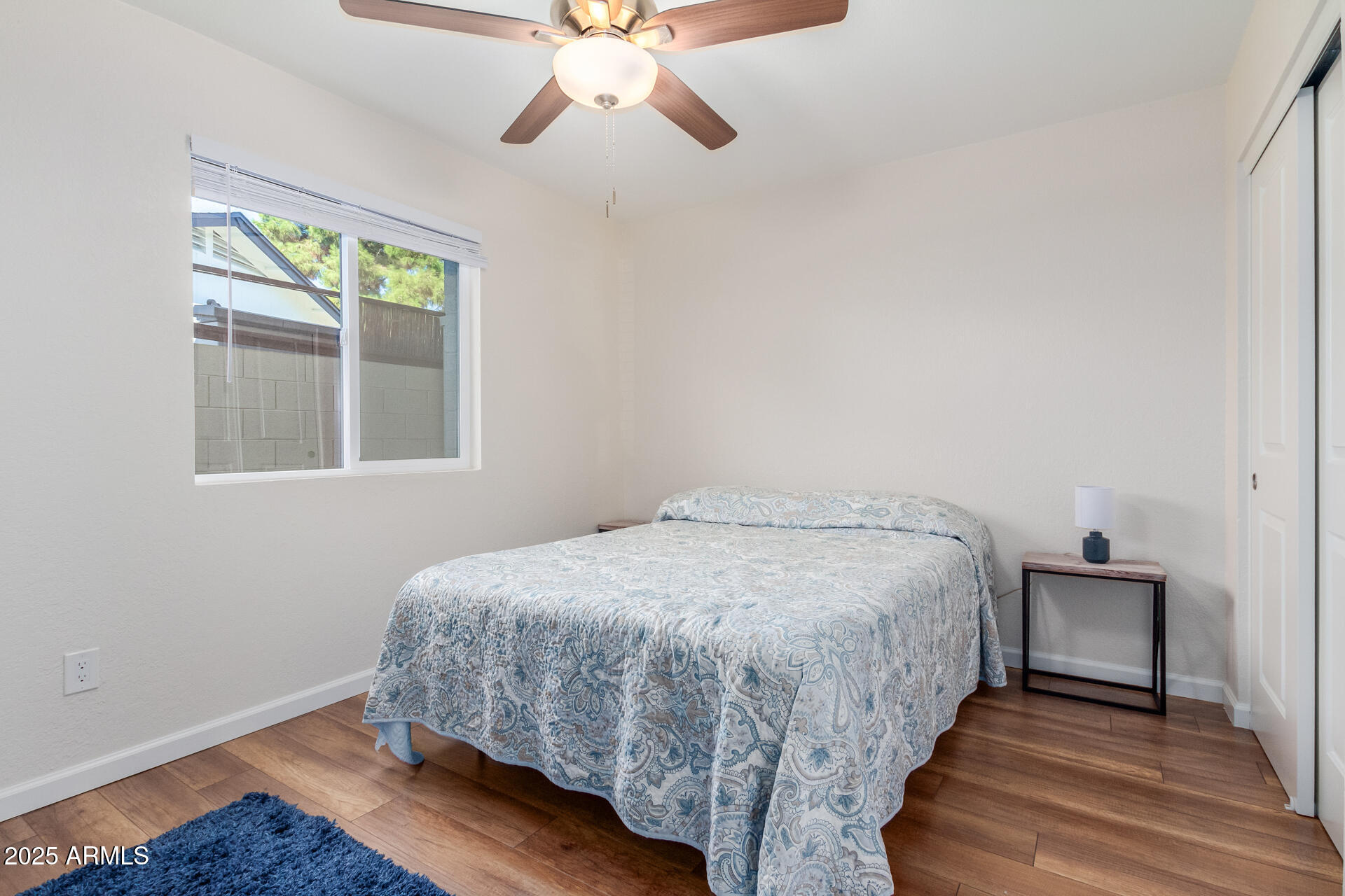 4524 E VOLTAIRE Avenue