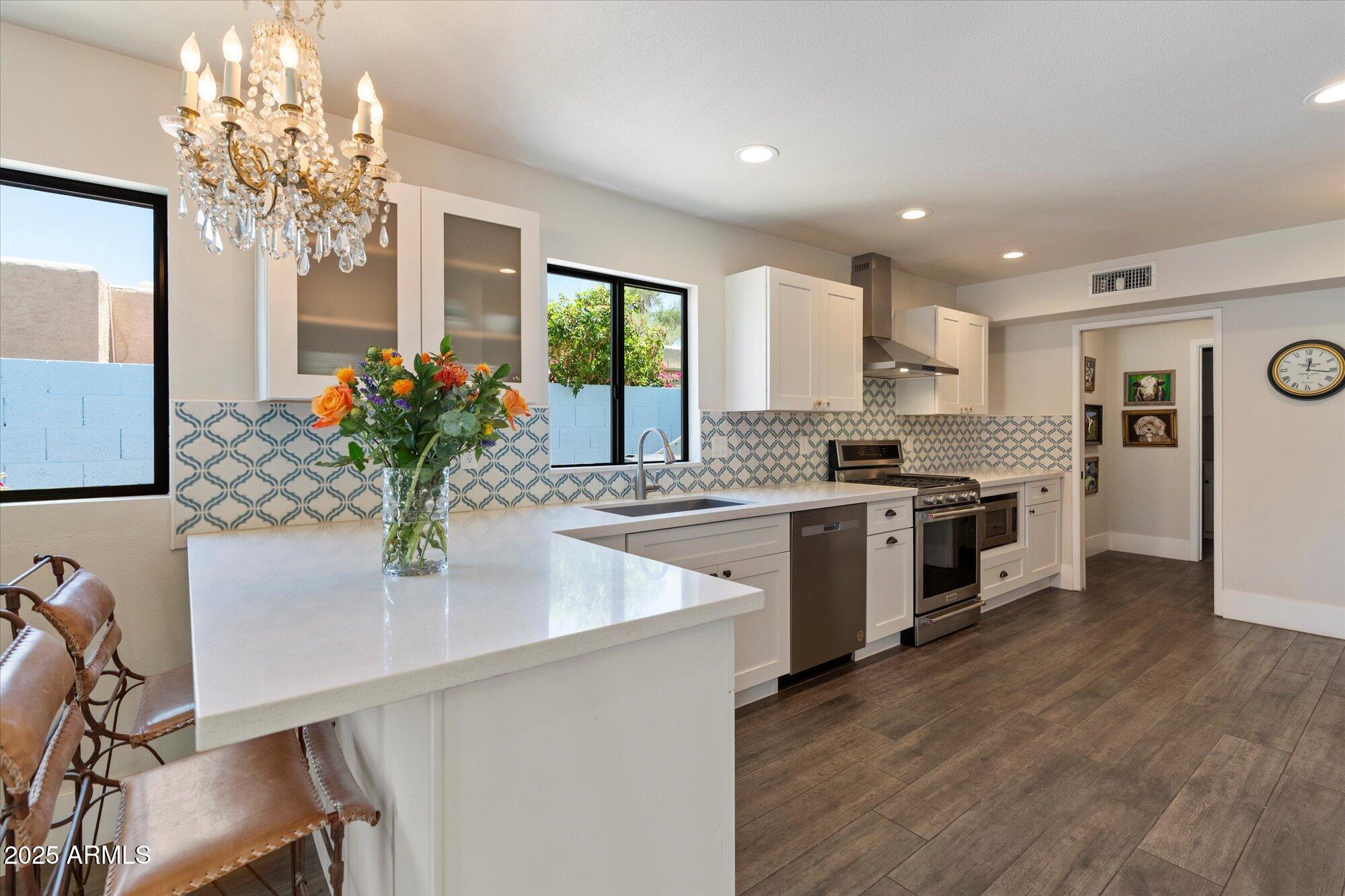 7332 E CLAREMONT Street