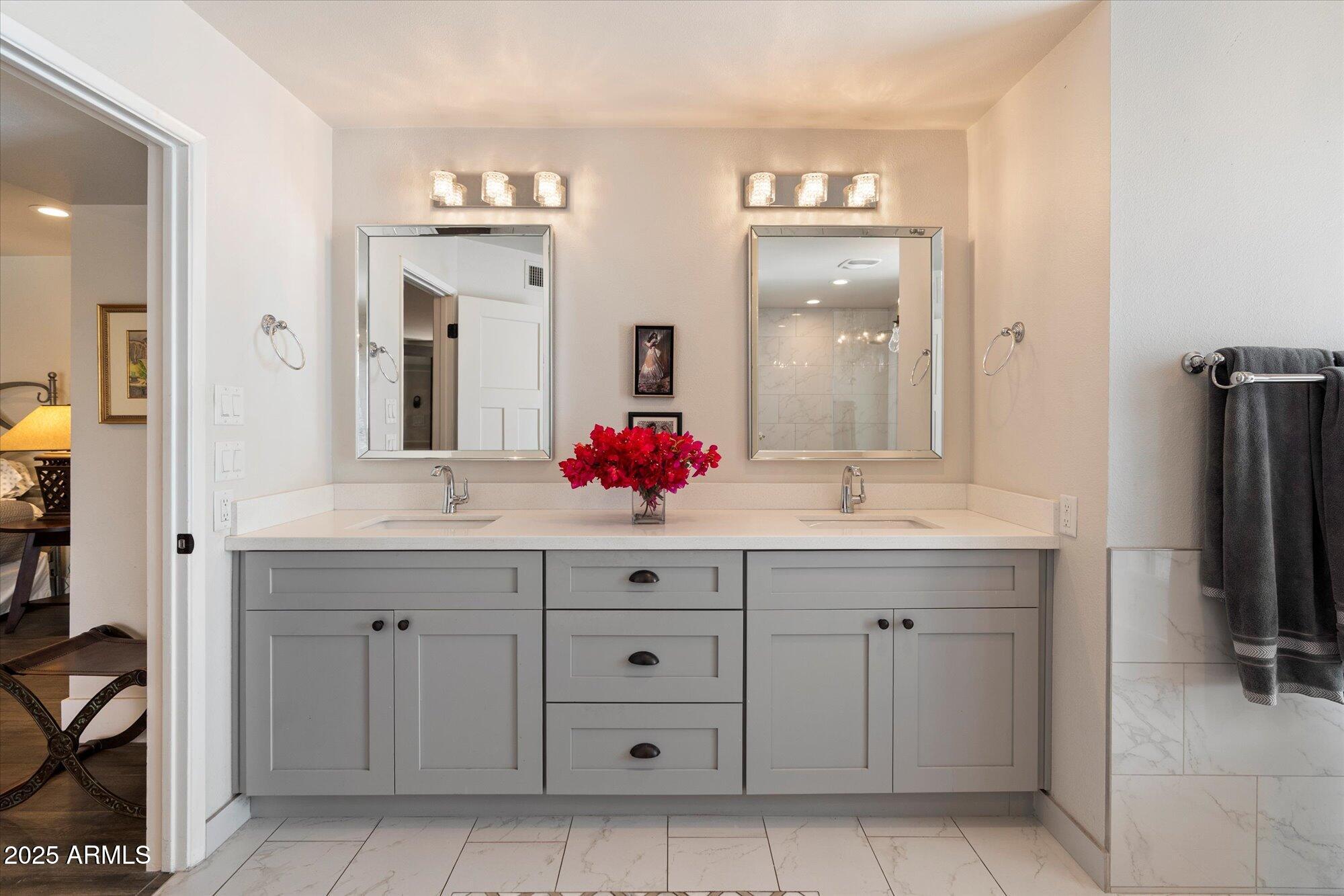 7332 E CLAREMONT Street