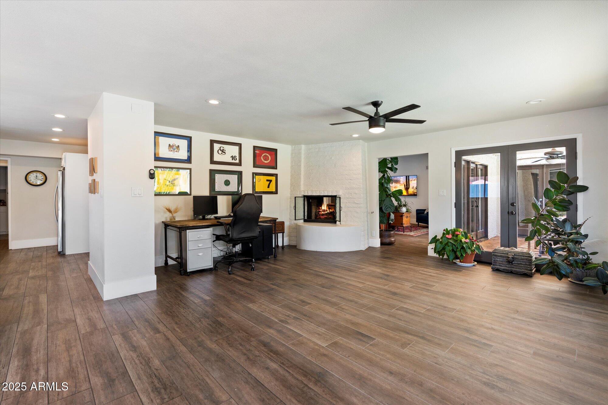 7332 E CLAREMONT Street