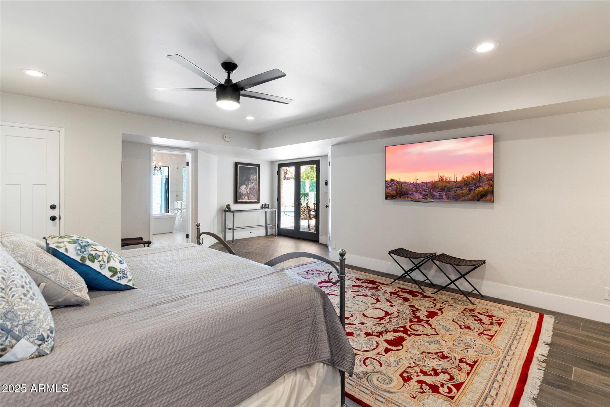 7332 E CLAREMONT Street