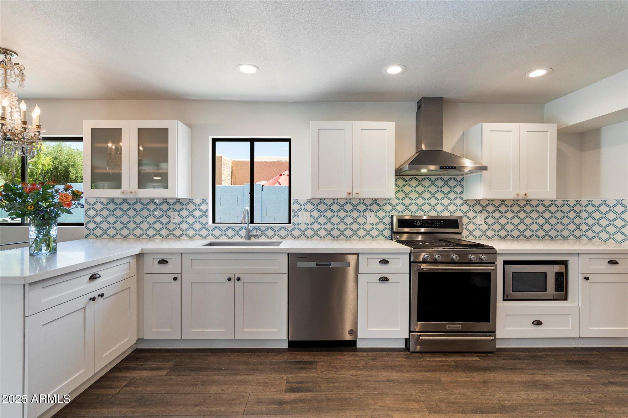 7332 E CLAREMONT Street