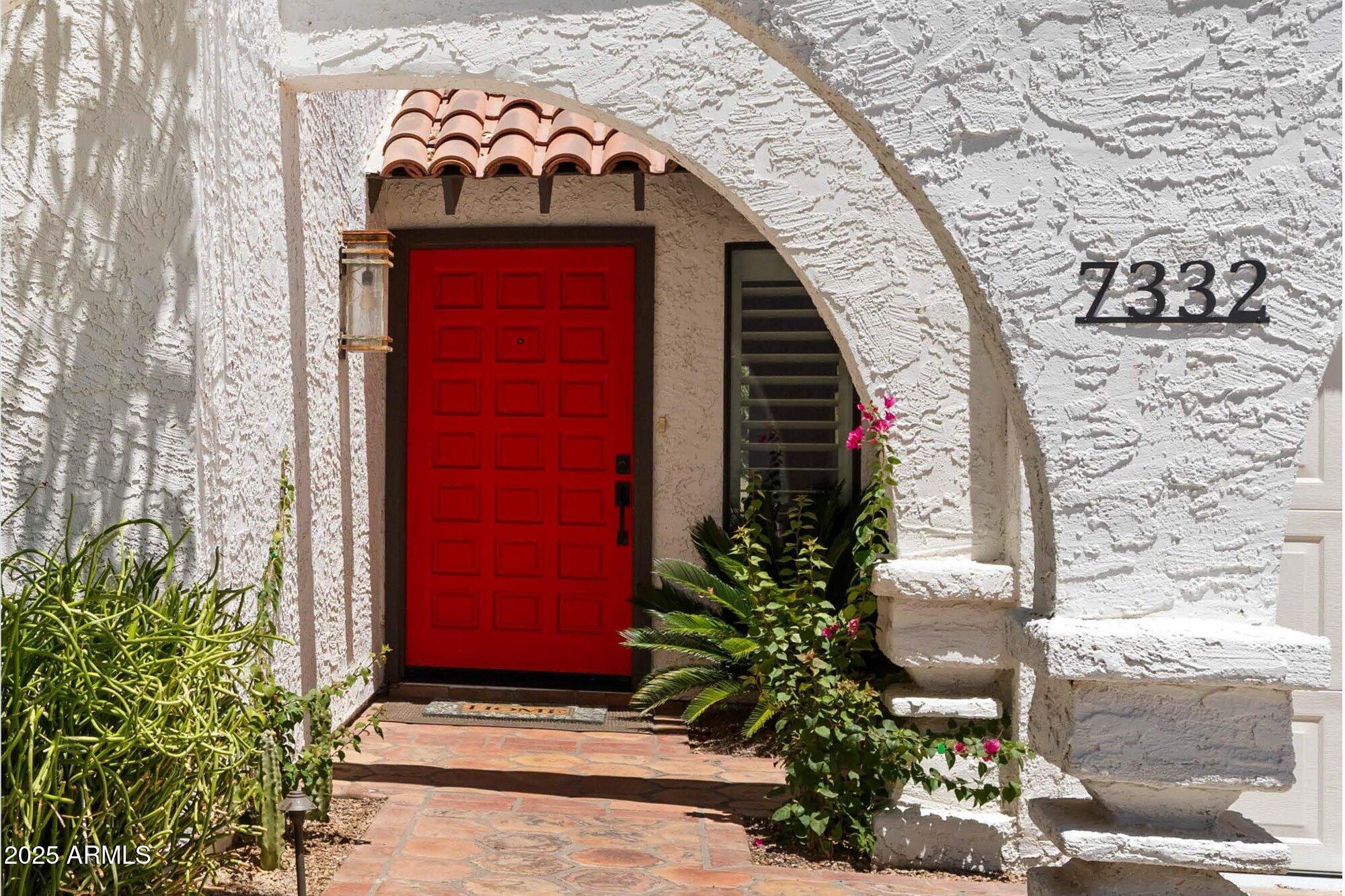 7332 E CLAREMONT Street