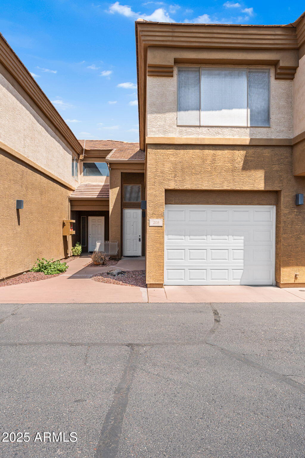 1445 E BROADWAY Road, 208