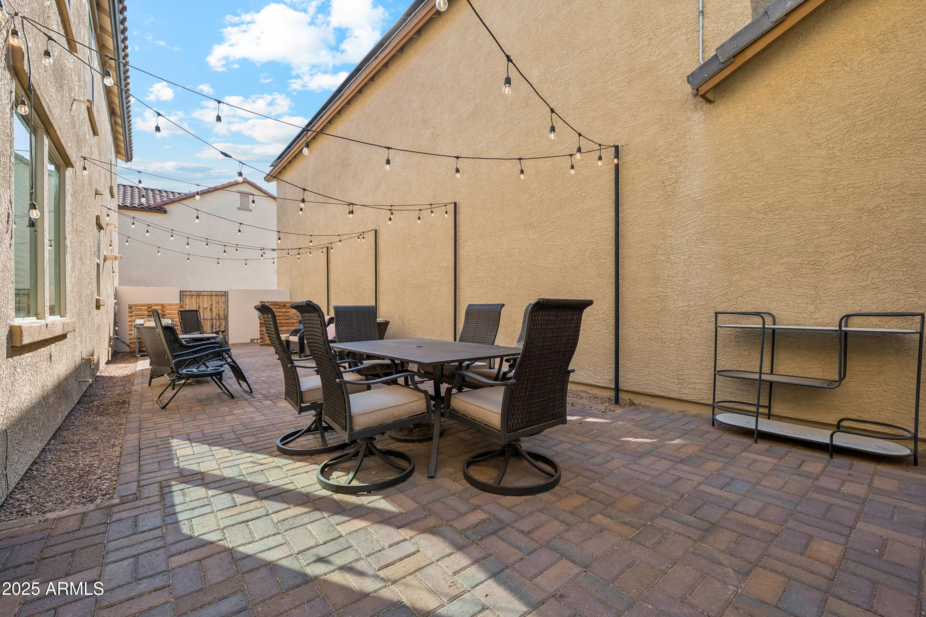 1786 N MARKETSIDE Avenue