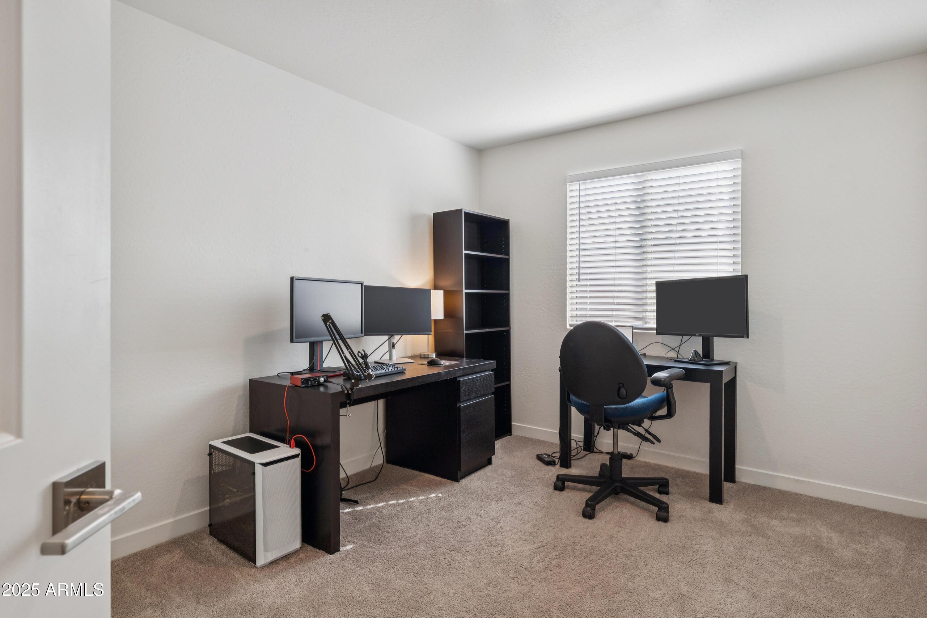 1786 N MARKETSIDE Avenue