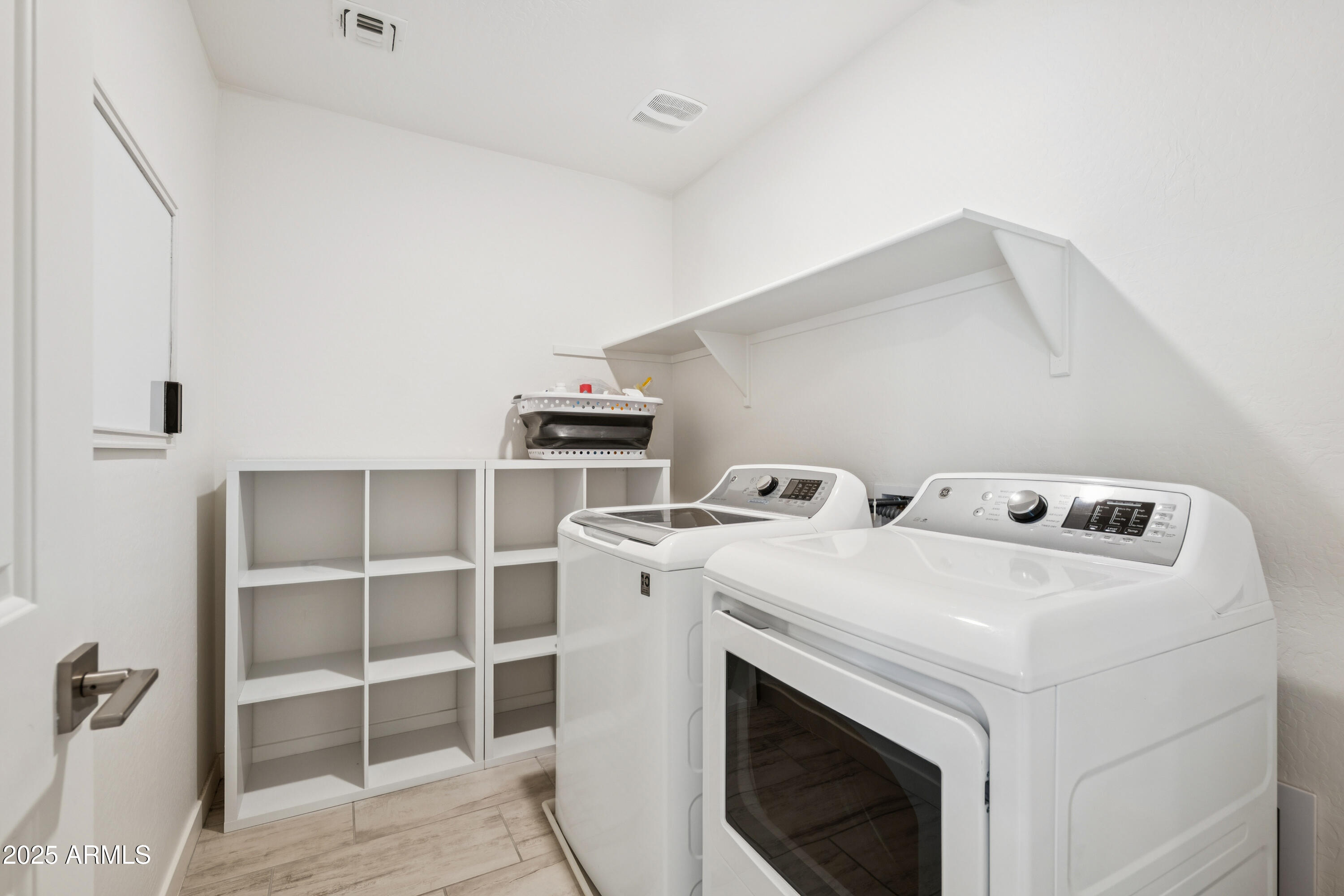 1786 N MARKETSIDE Avenue