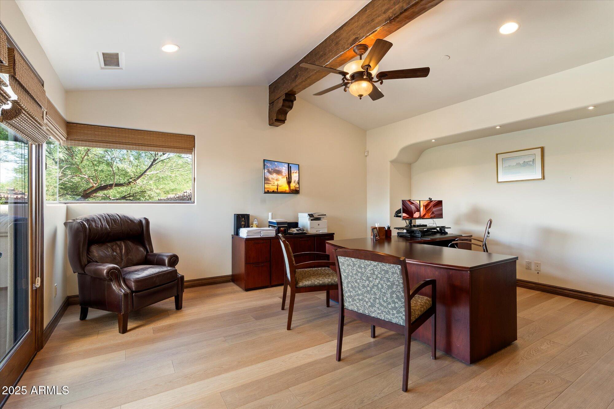 8329 N RIDGEVIEW Drive
