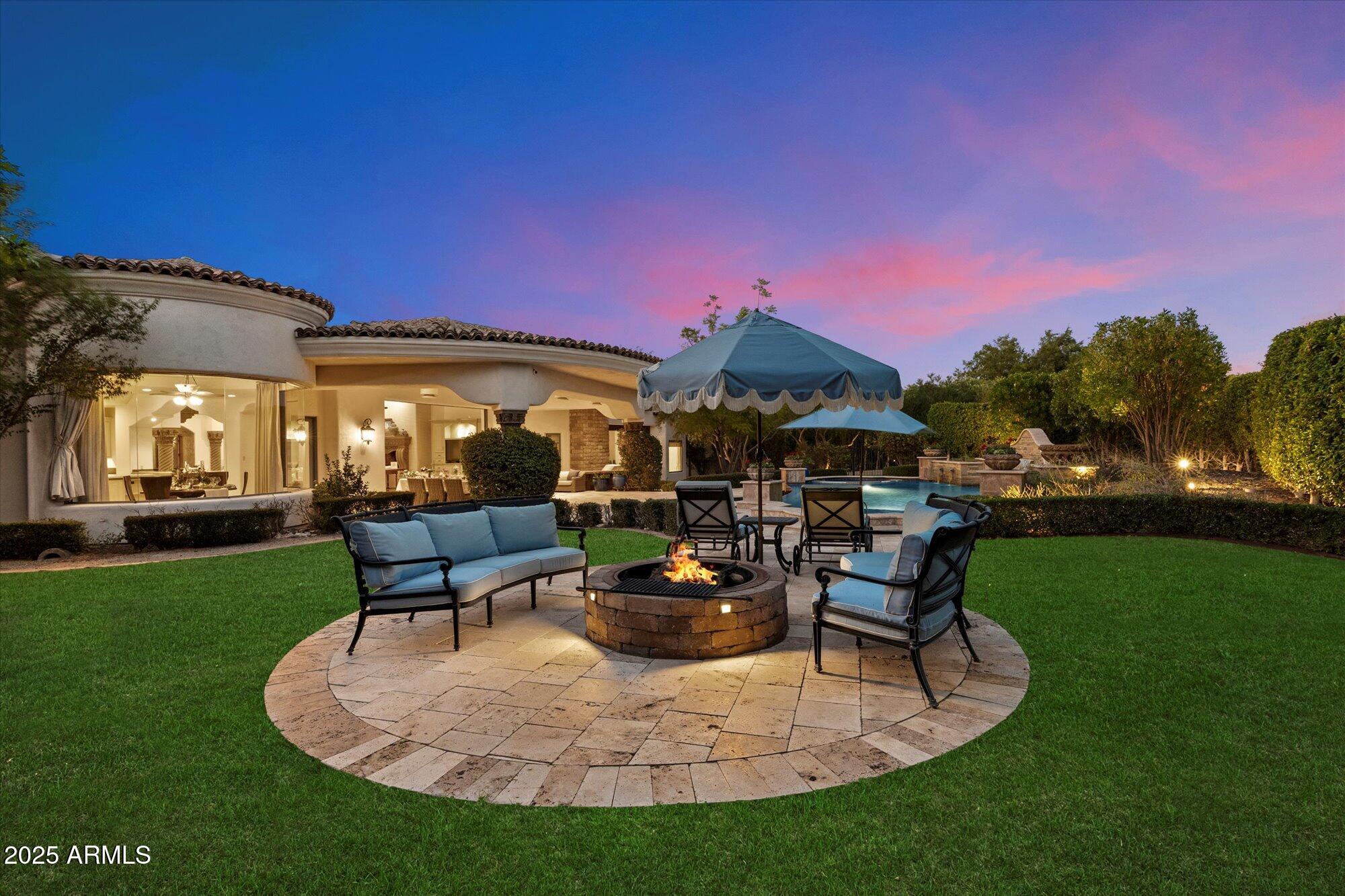 8329 N RIDGEVIEW Drive