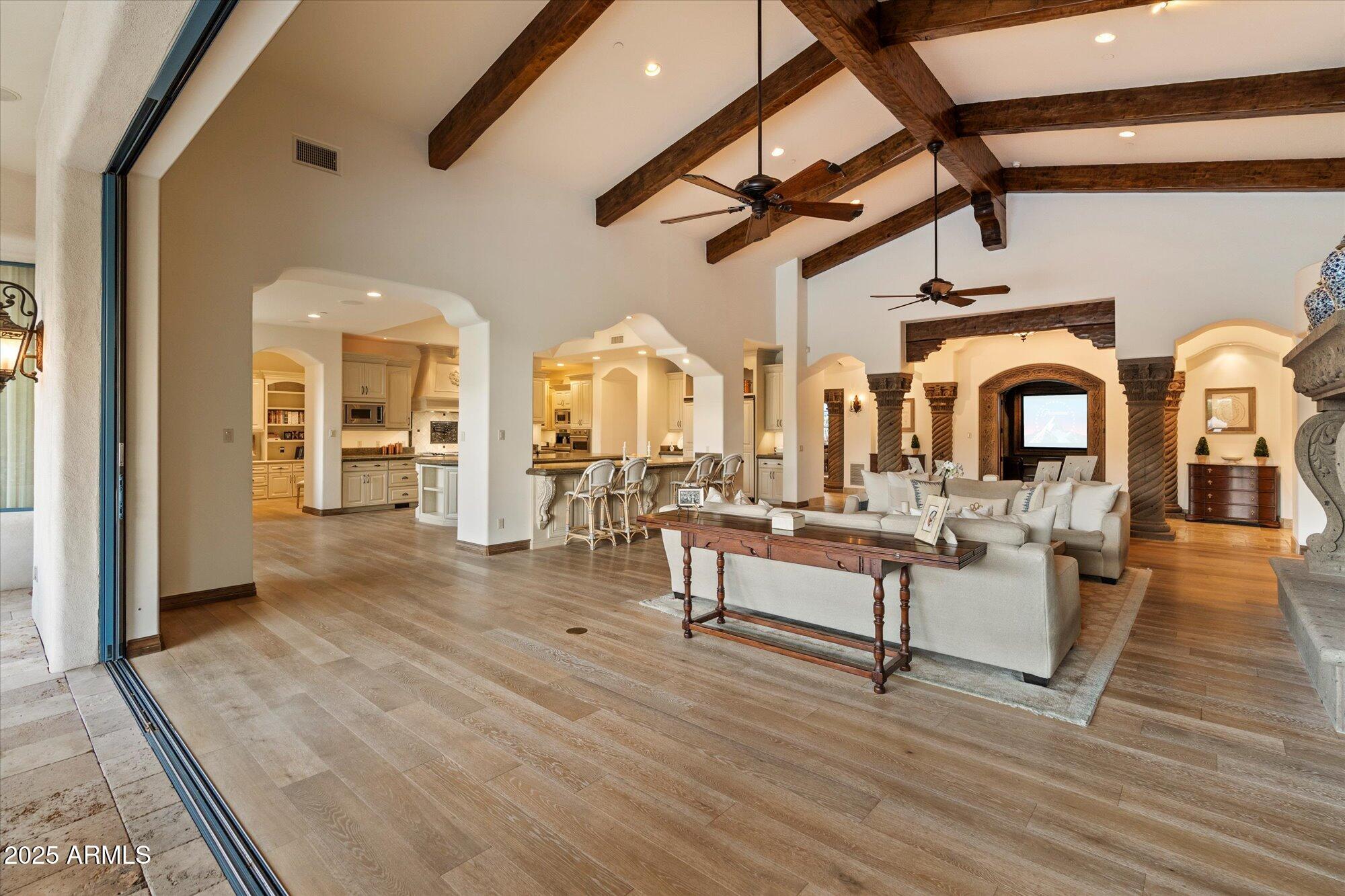 8329 N RIDGEVIEW Drive