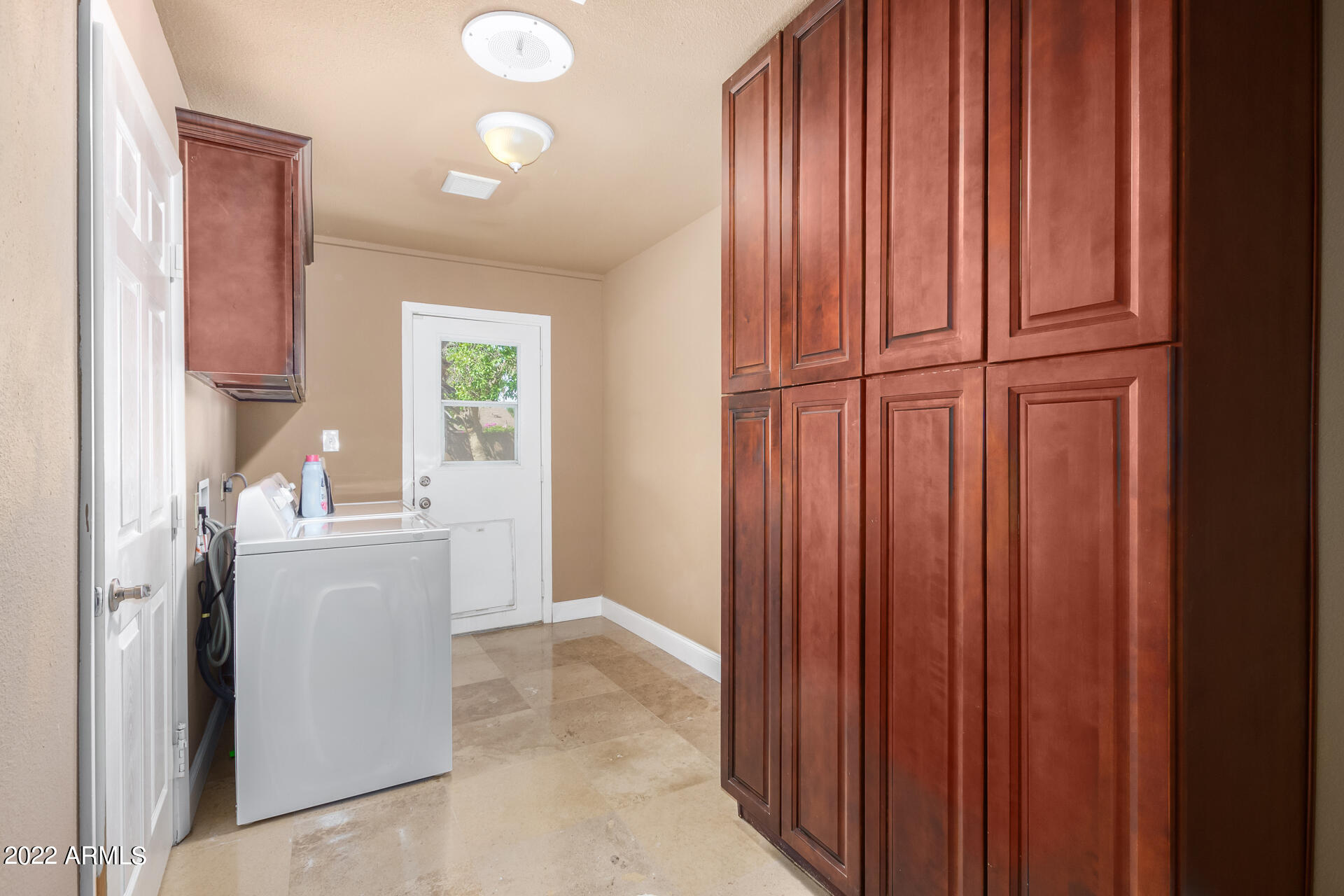 9373 E ALTADENA Avenue