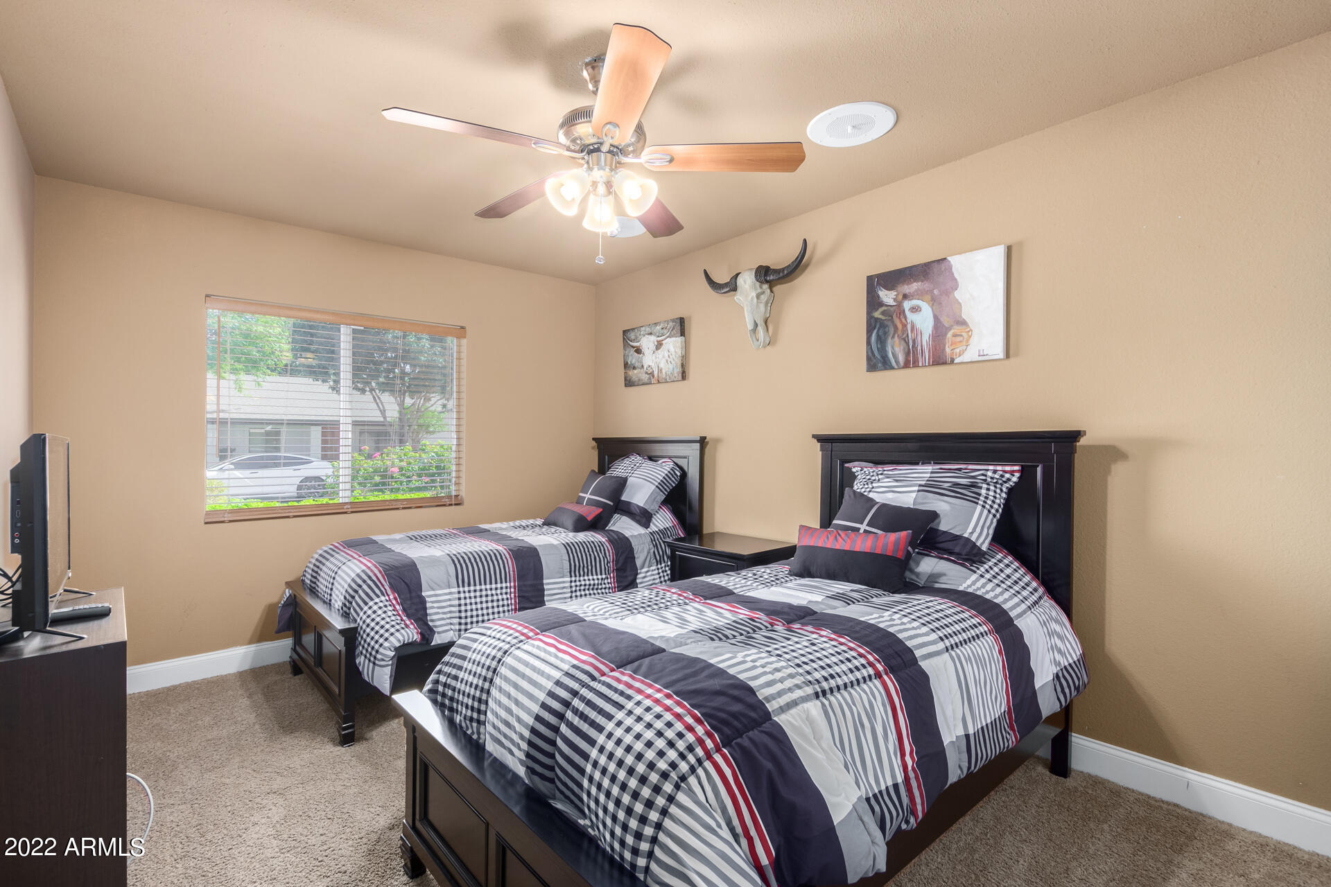 9373 E ALTADENA Avenue