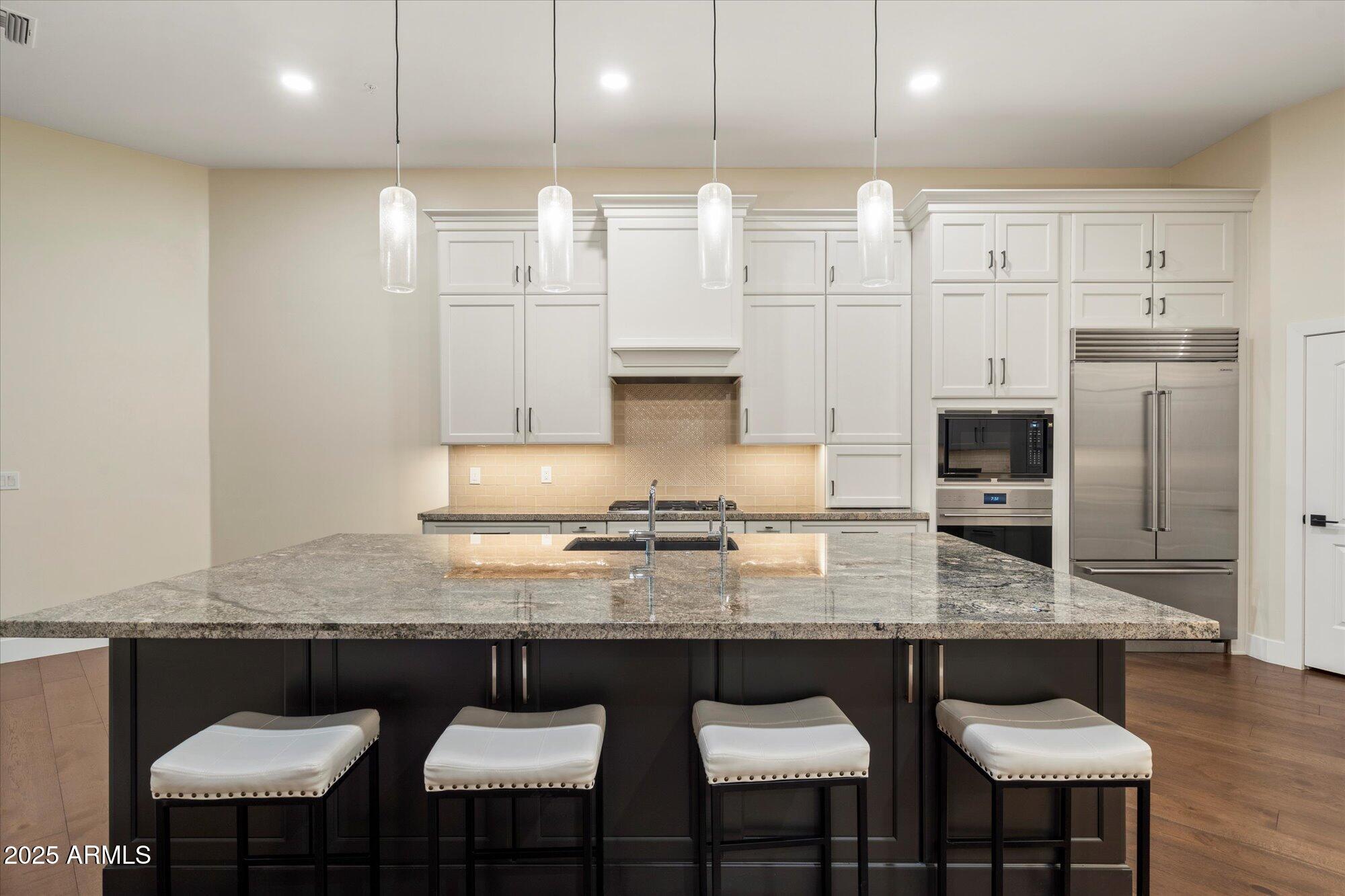 9160 E Wethersfield Road