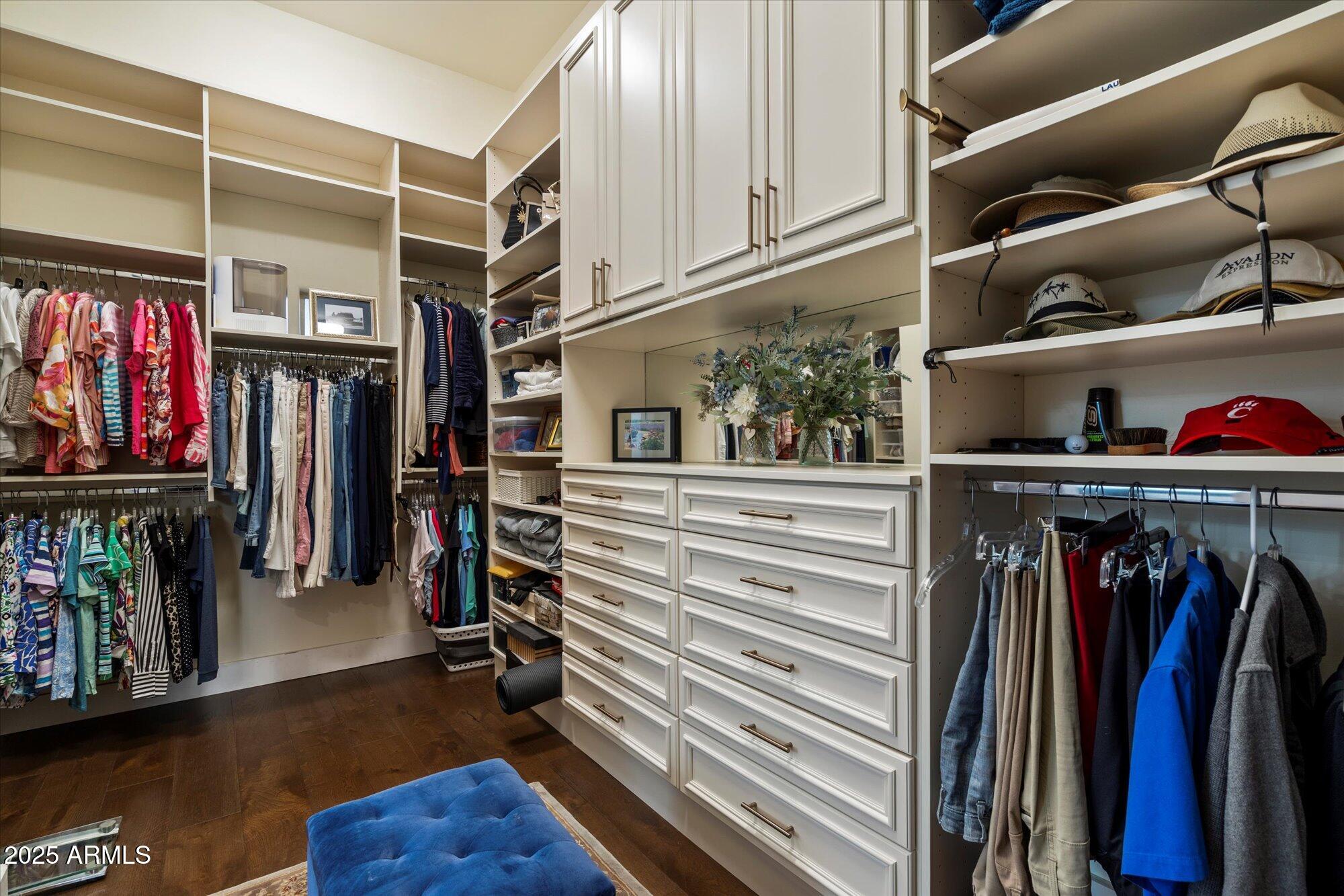 9160 E Wethersfield Road