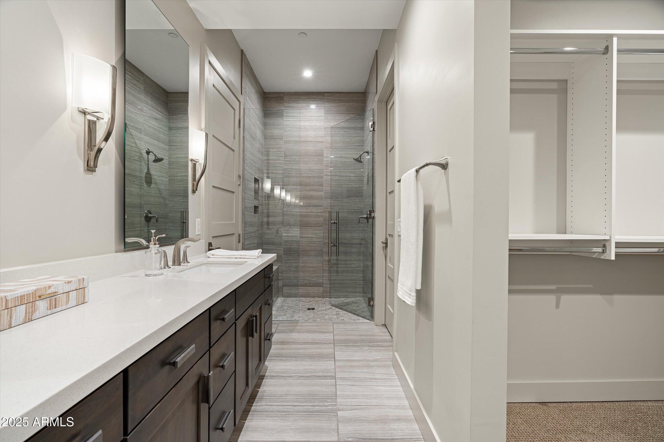 6166 N Scottsdale Road Unit: C3001