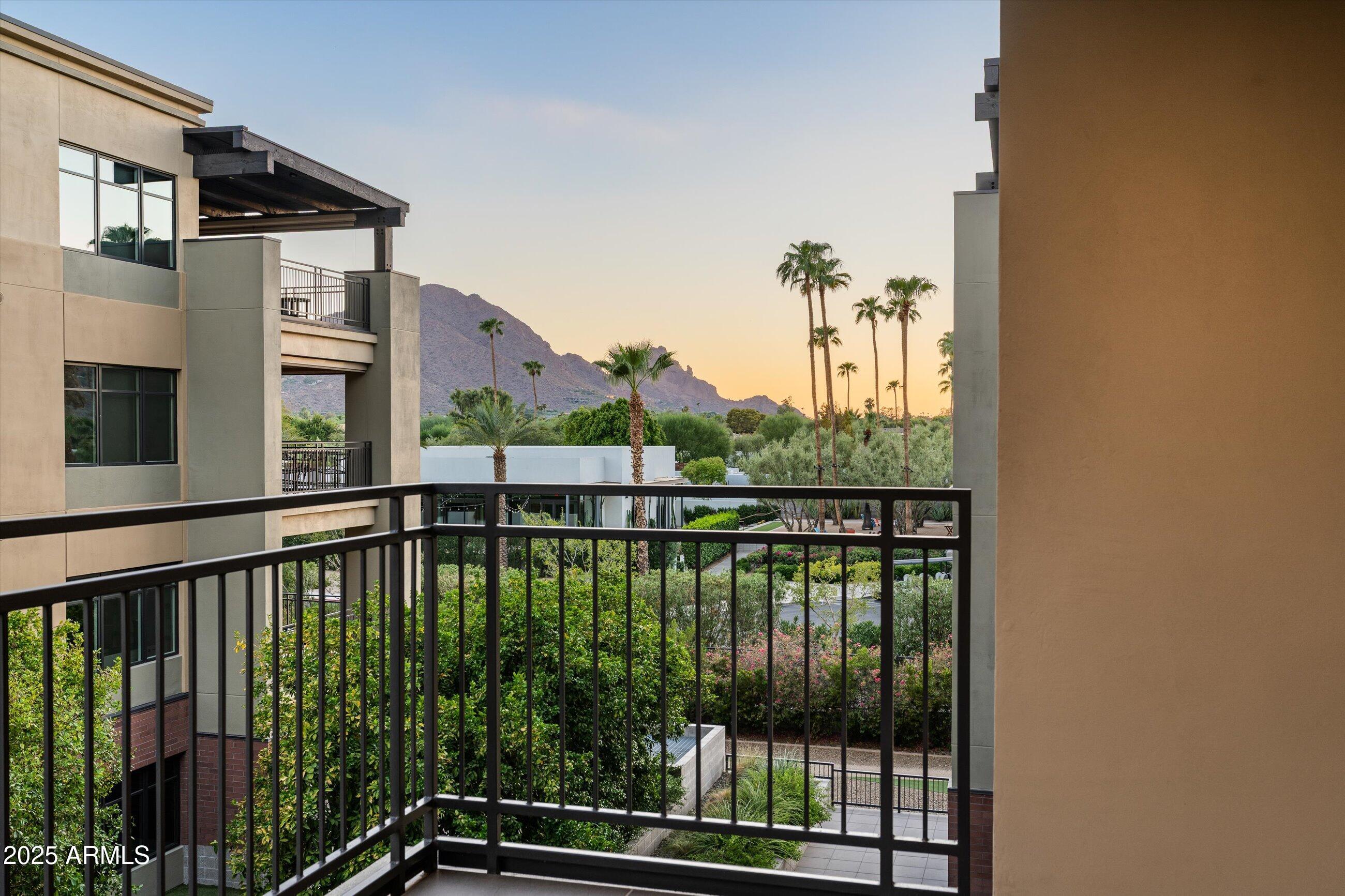 6166 N Scottsdale Road Unit: C3001