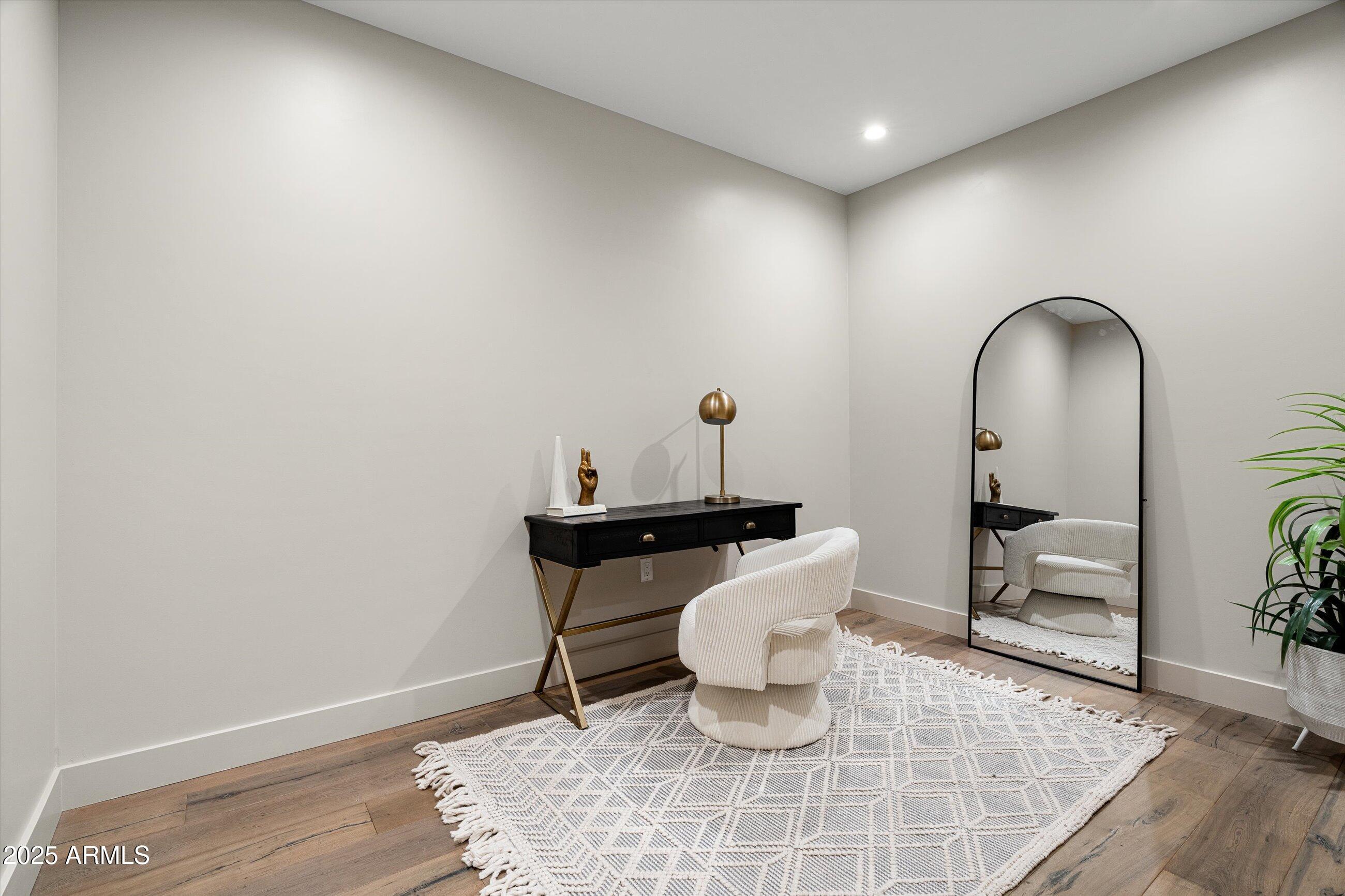 6166 N Scottsdale Road Unit: C3001