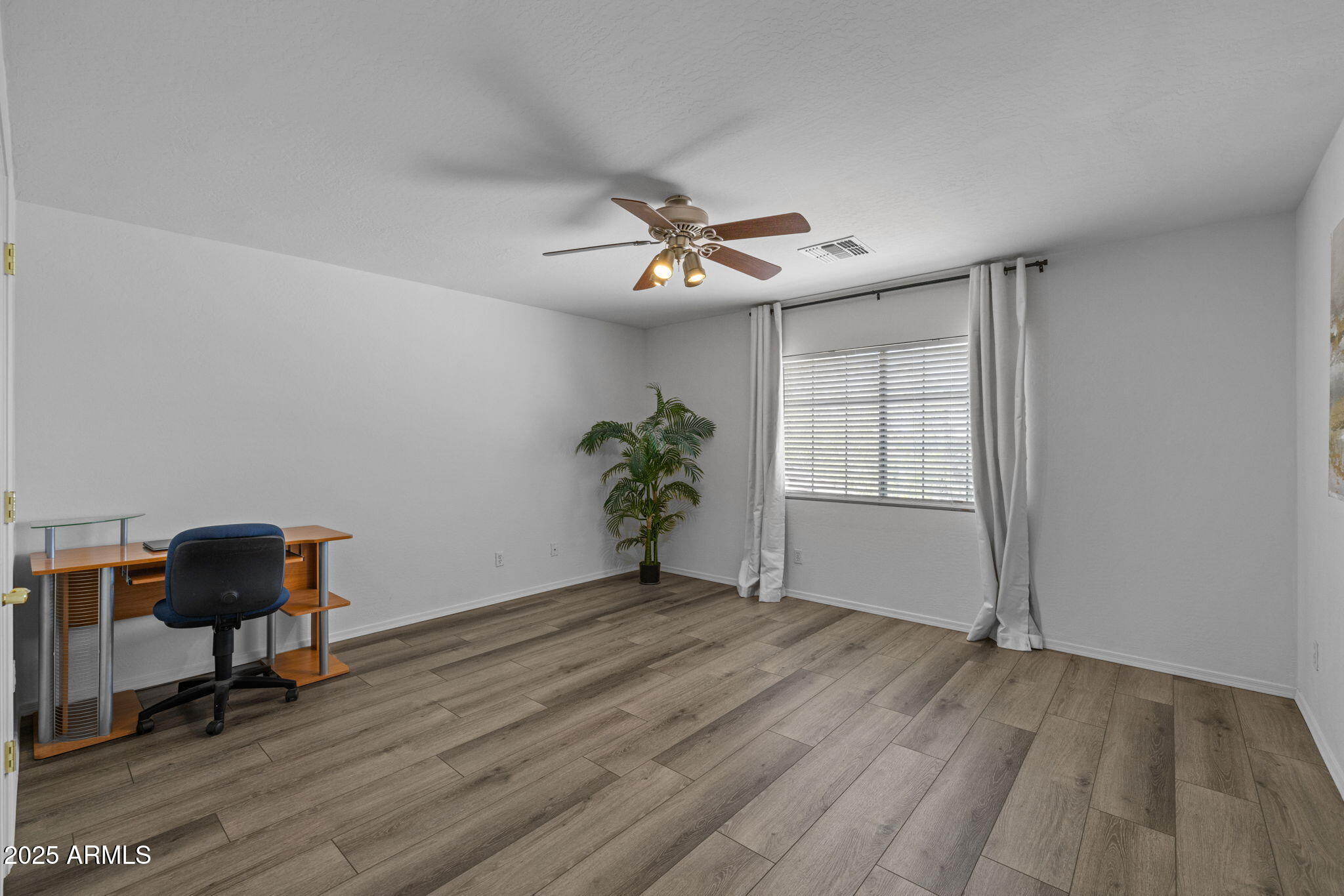 7560 E LELAND Circle