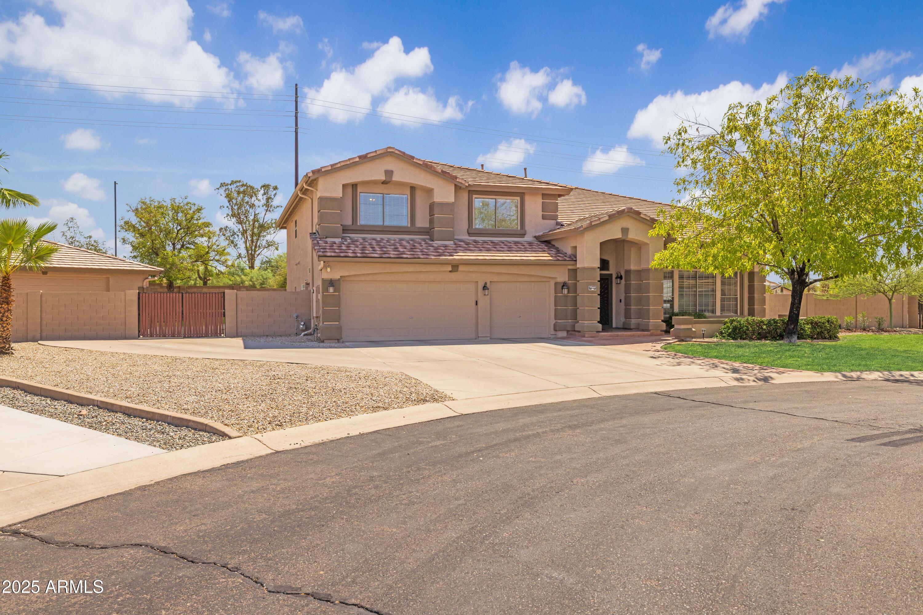 7560 E LELAND Circle