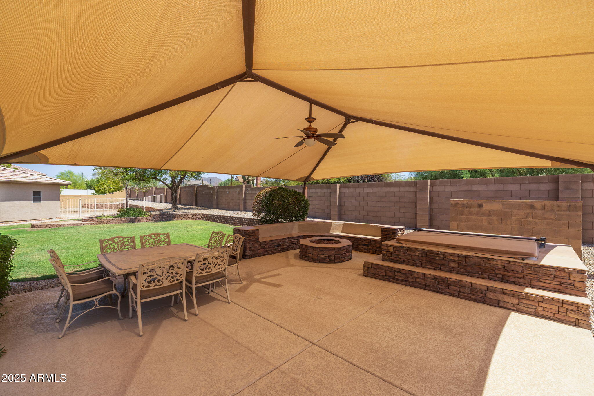 7560 E LELAND Circle