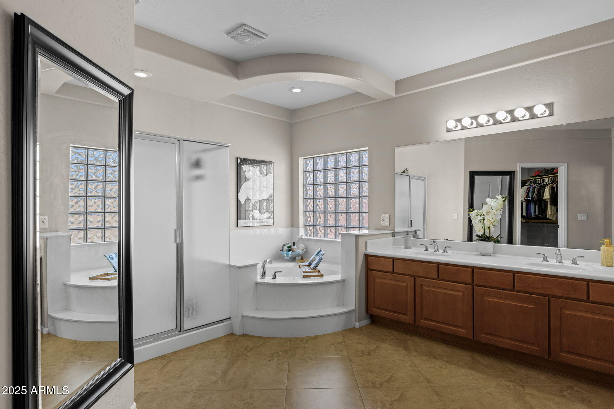 7560 E LELAND Circle