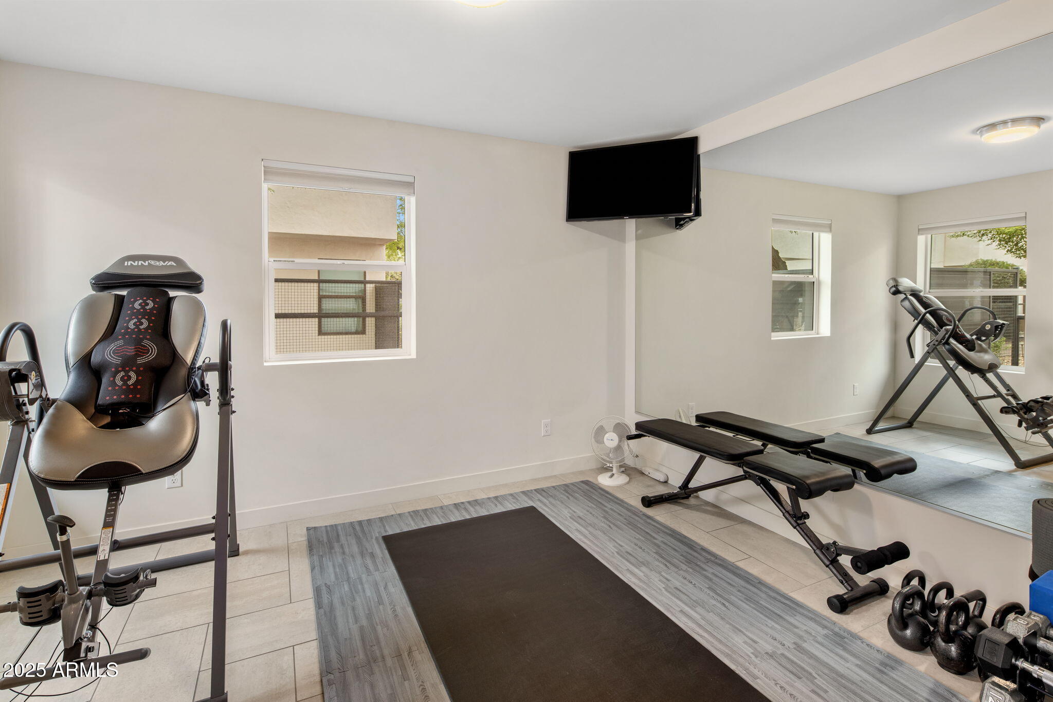 325 E CORONADO Road, 19