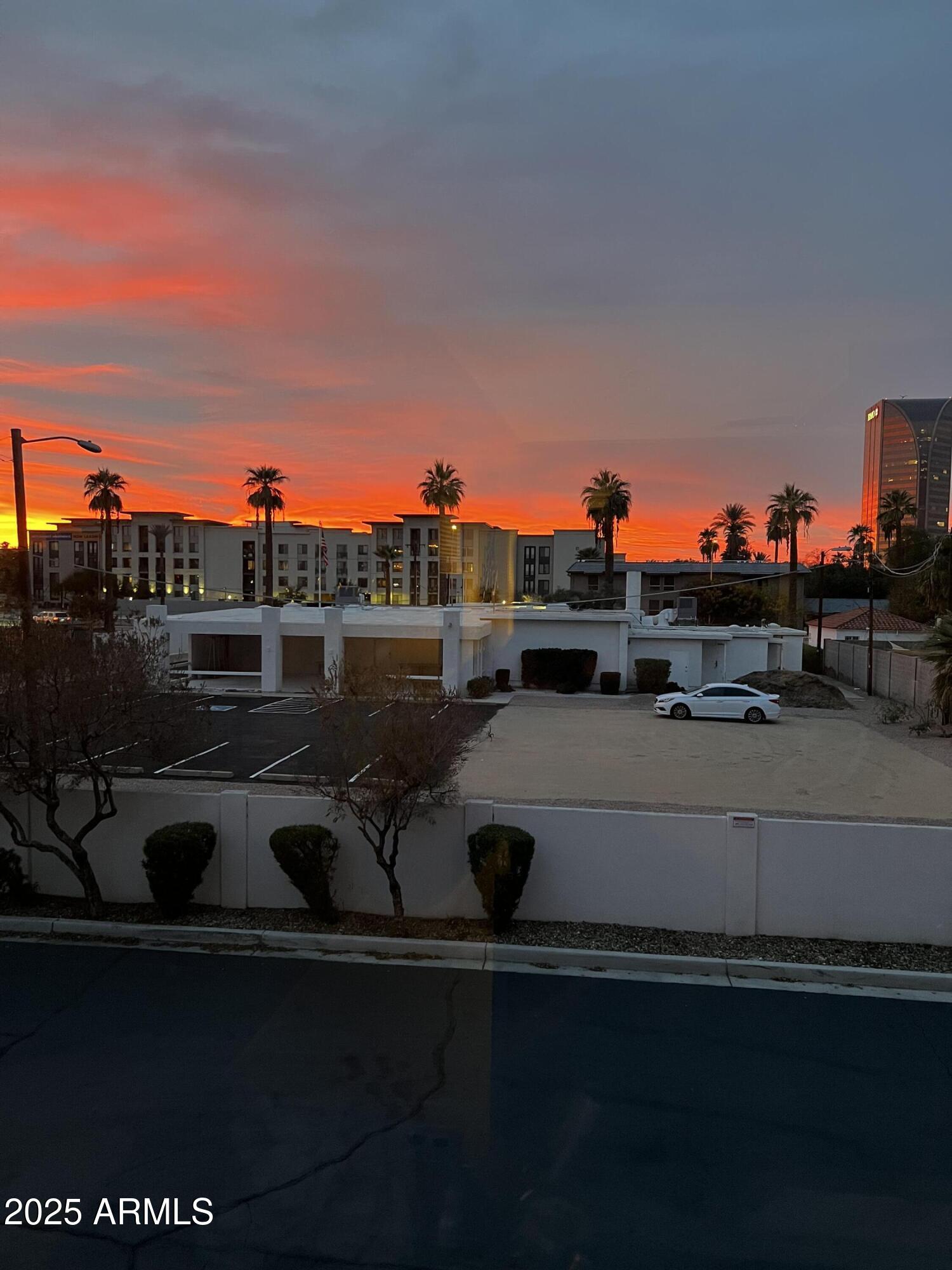 325 E CORONADO Road, 19