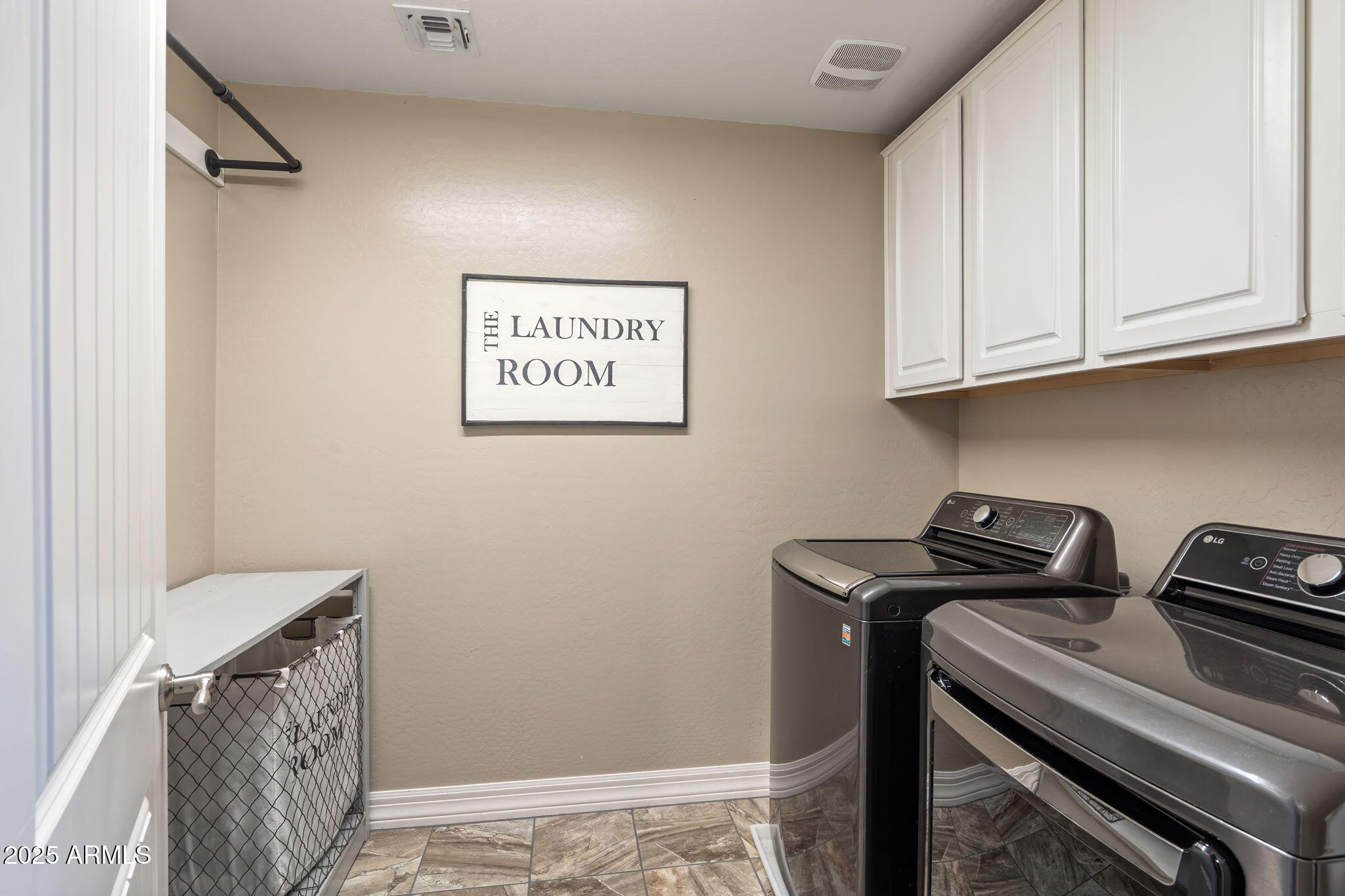 4901 S JOSHUA TREE Lane