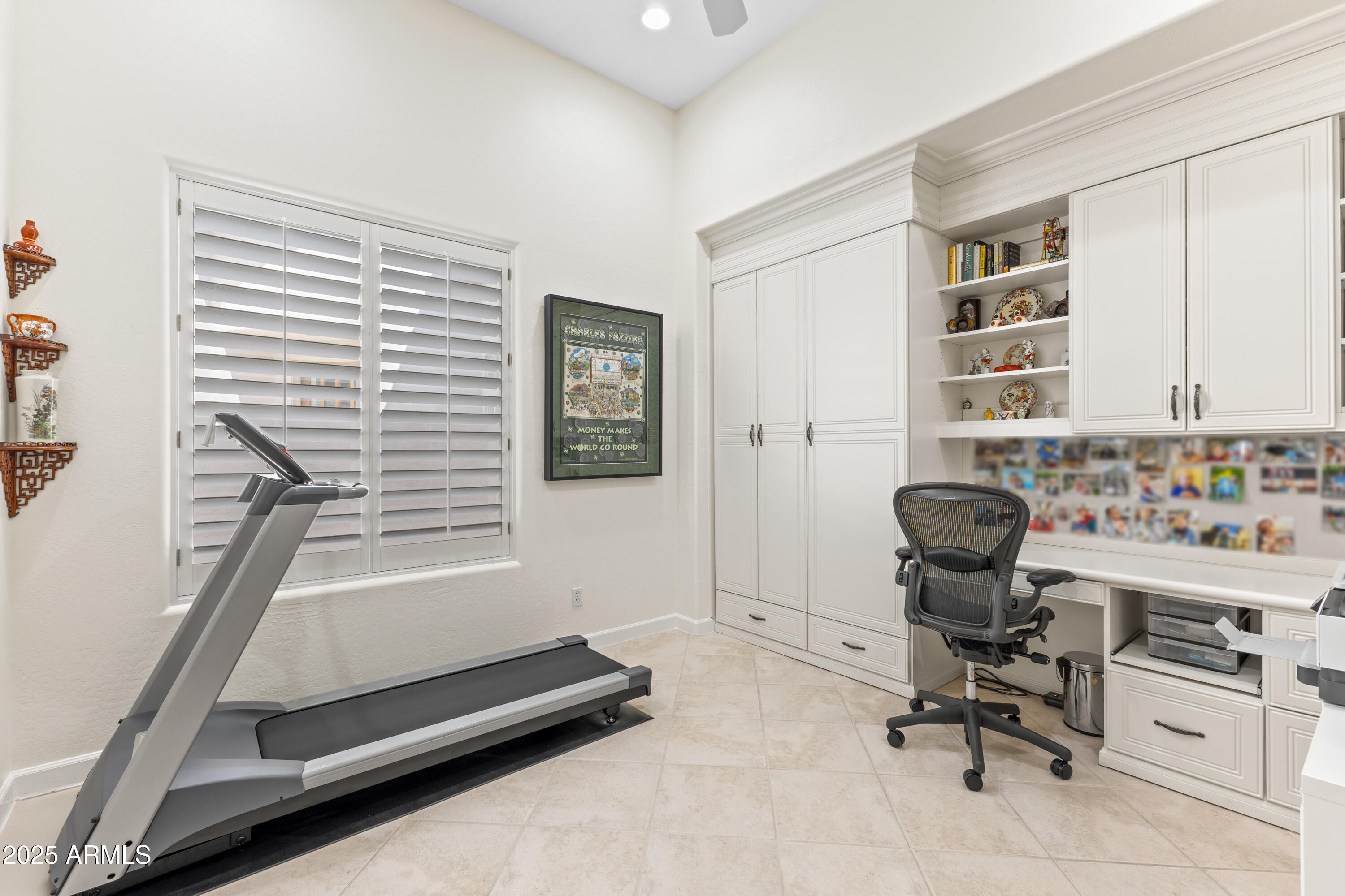 7487 E SUNNYVALE Drive